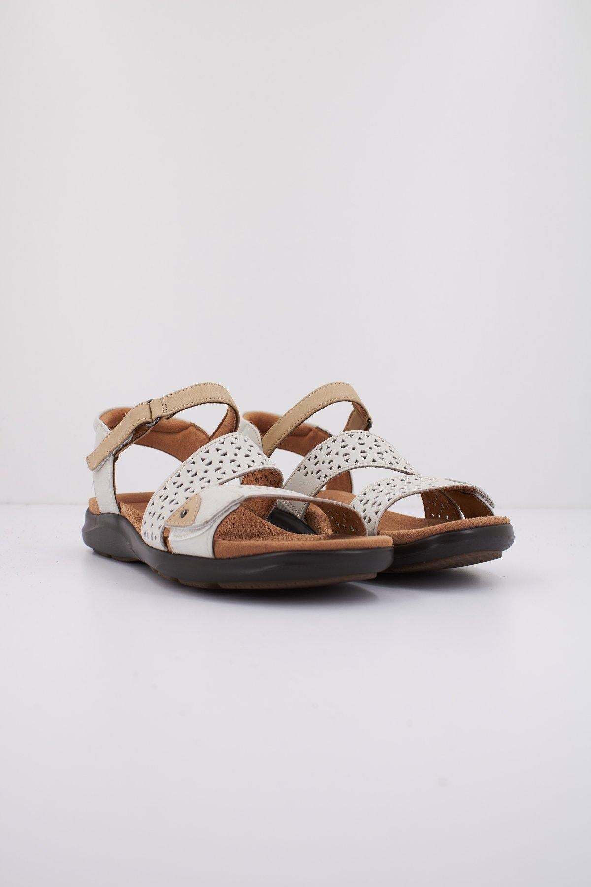 CLARKS KITLY WAY en color BLANCO (2)