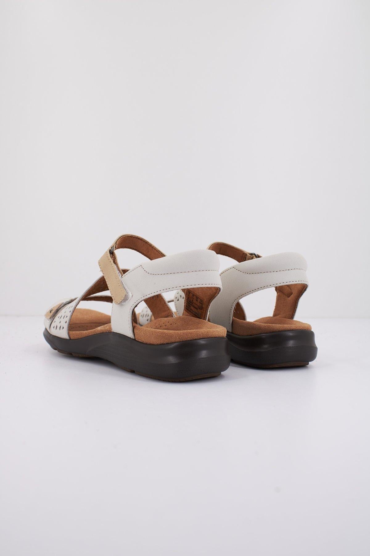 CLARKS KITLY WAY en color BLANCO (3)