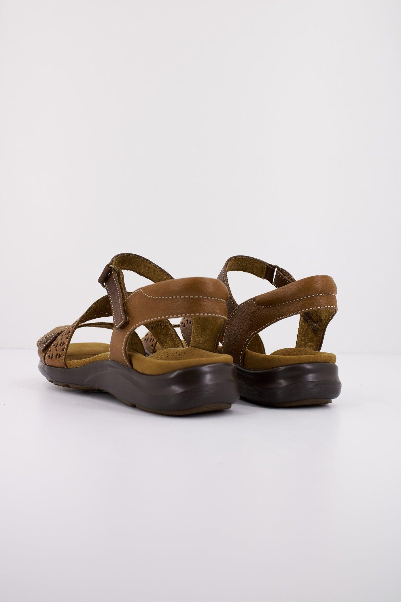 CLARKS KITLY WAY en color MARRON (3)