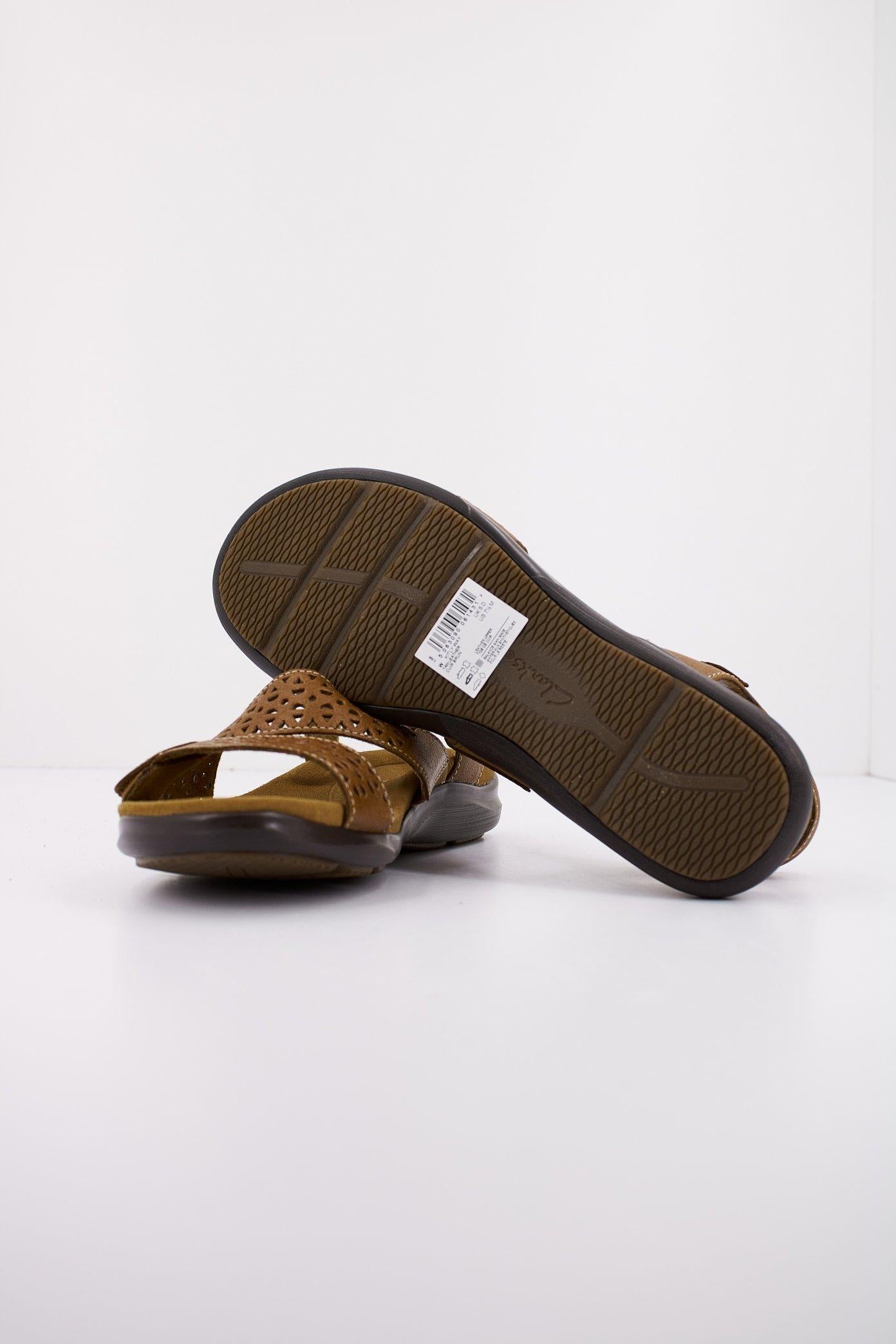 CLARKS KITLY WAY en color MARRON (4)