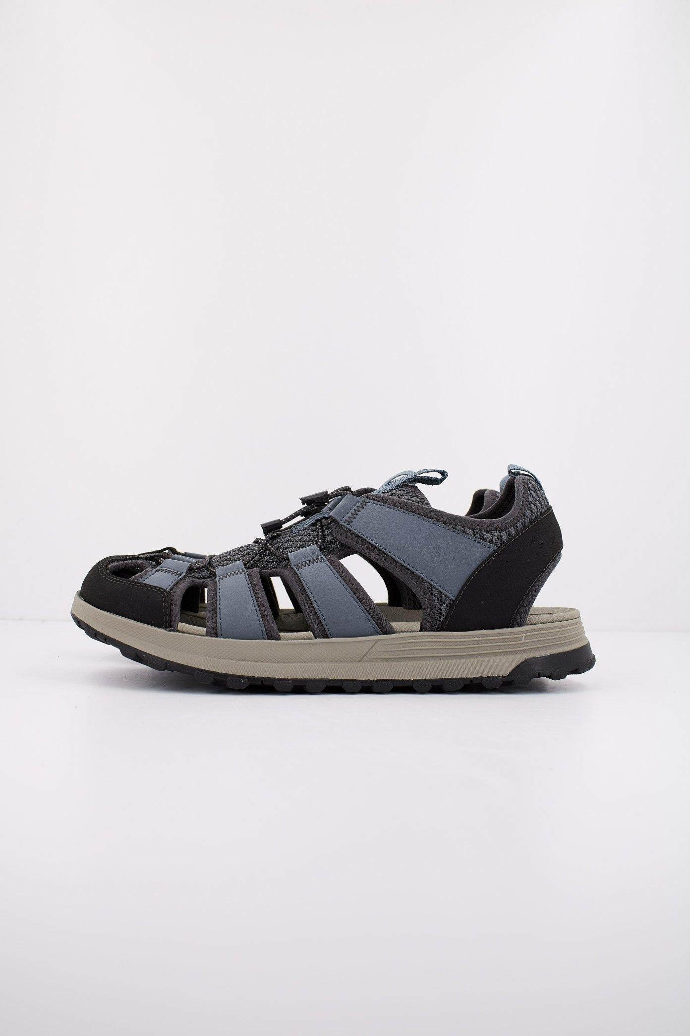CLARKS ATL TREK WAVE en color AZUL (1)