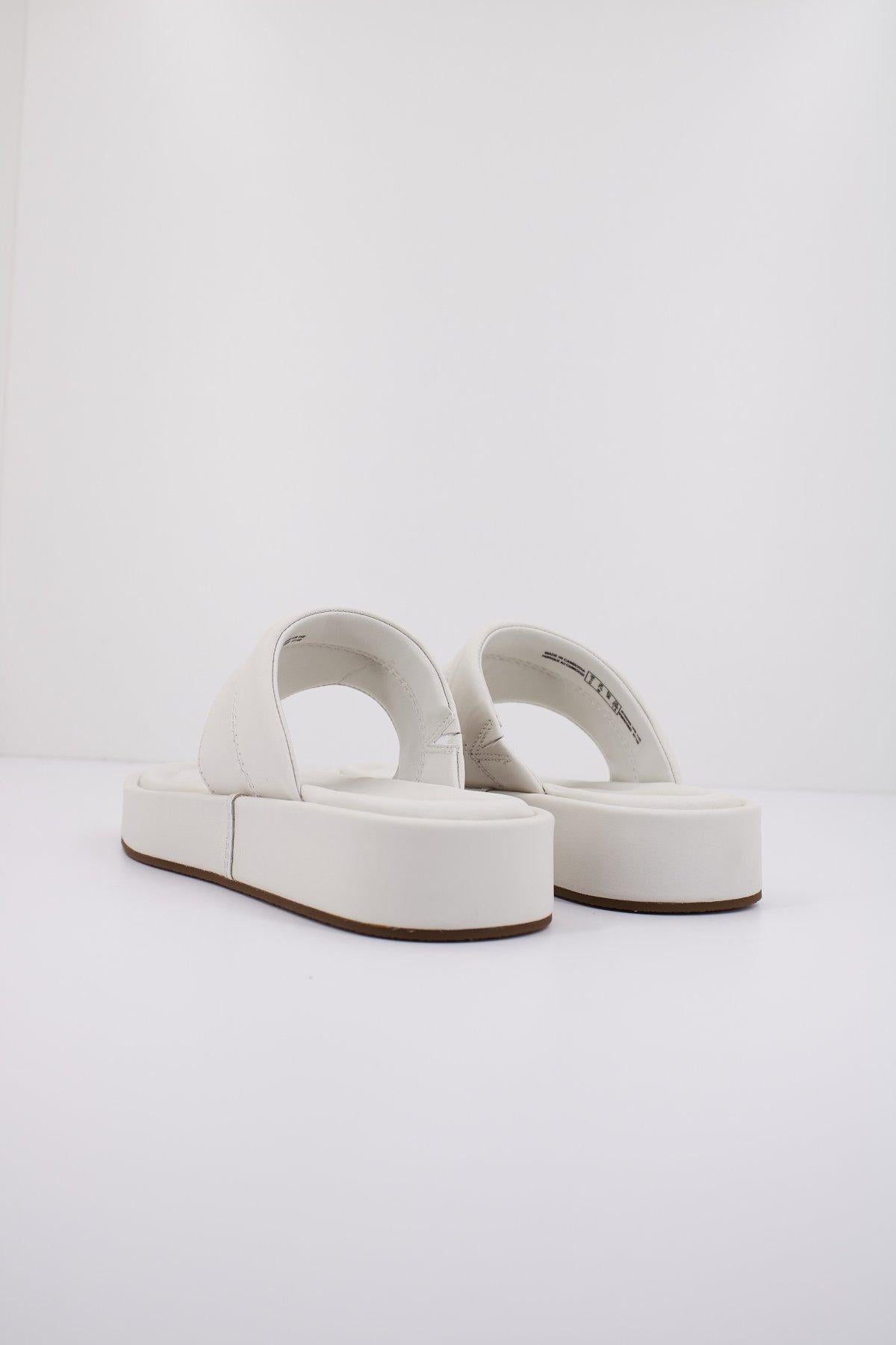 CLARKS ALDA WALK en color BLANCO (3)
