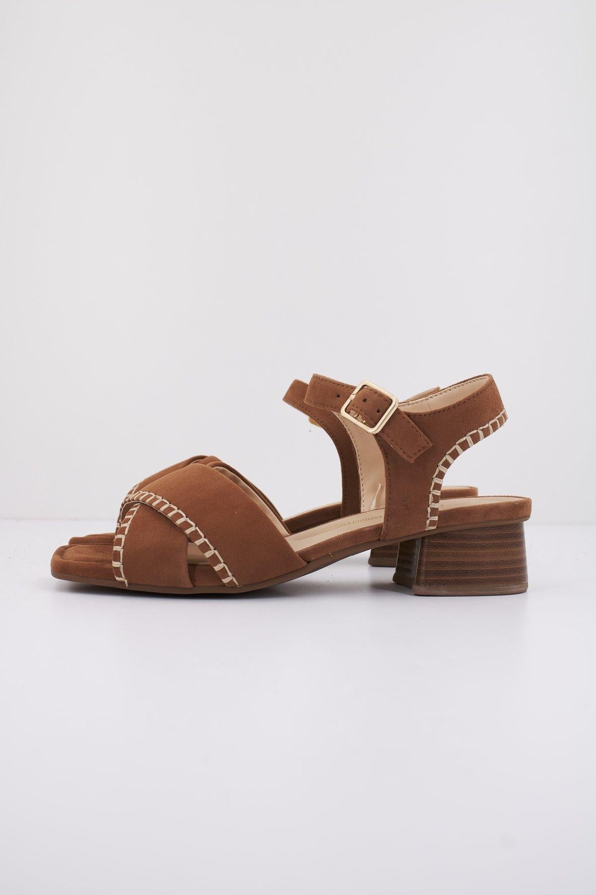 CLARKS SERINA CROSS en color MARRON (1)