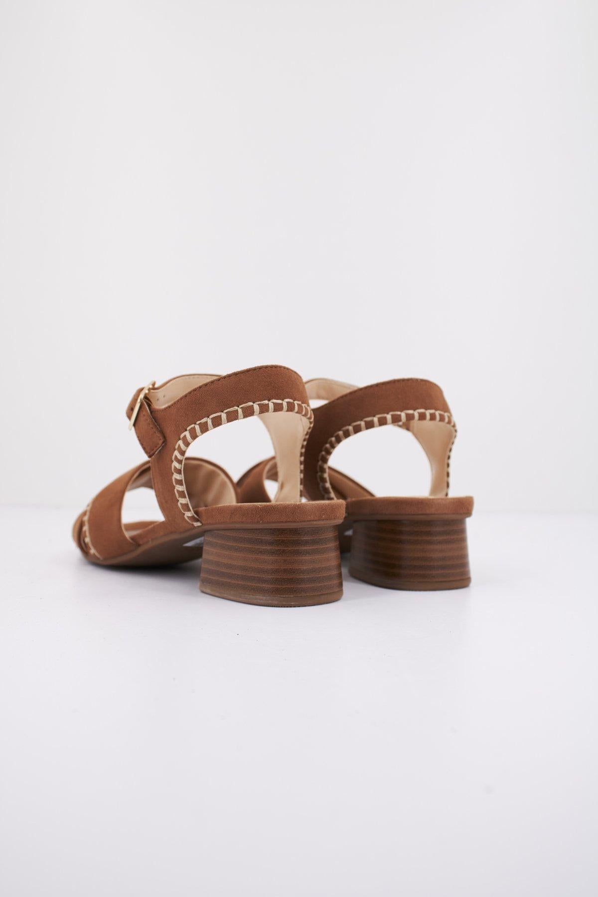 CLARKS SERINA CROSS en color MARRON (3)