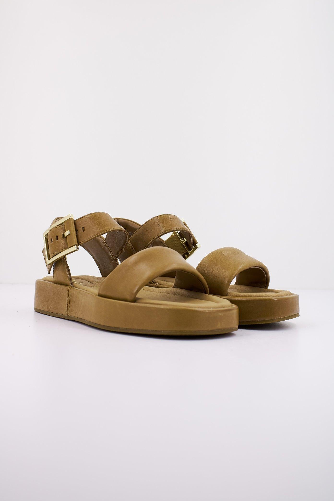 CLARKS ALDA STRAP en color MARRON (2)