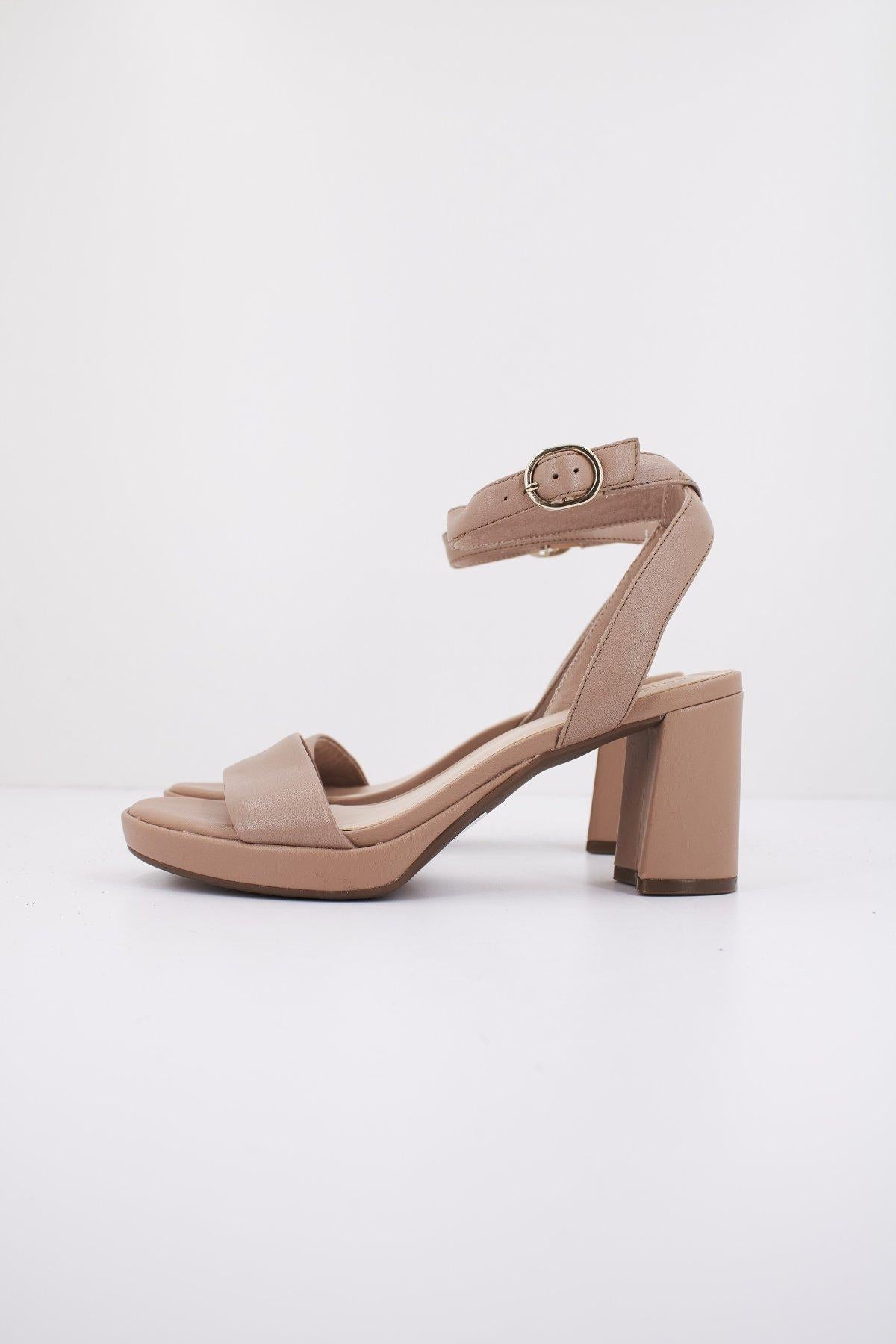 CLARKS AMBYRLYN BAY en color NUDE (1)