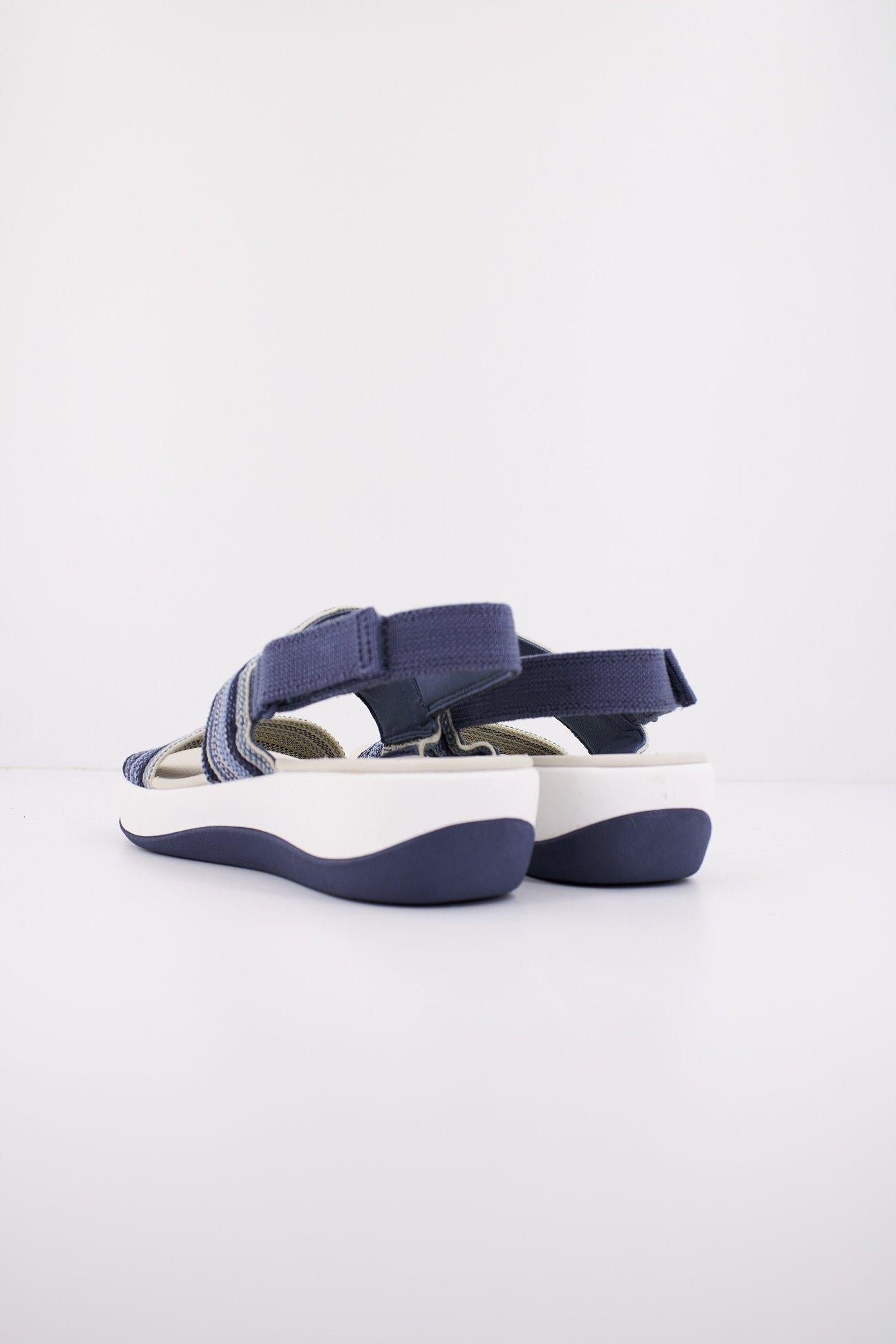 CLARKS ARLA STROLL en color AZUL (3)