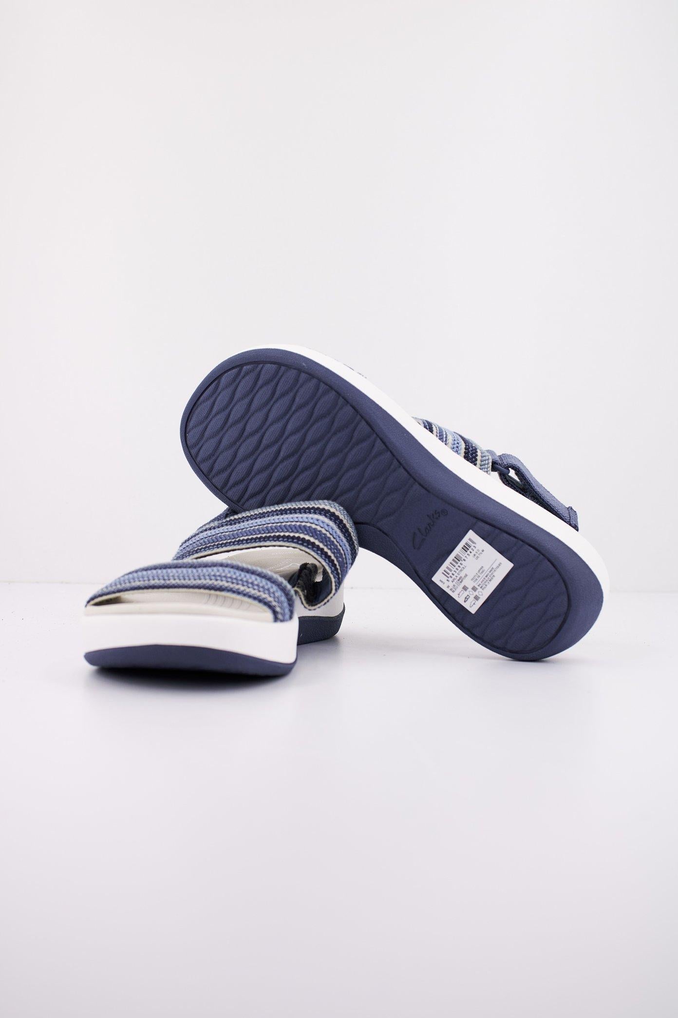 CLARKS ARLA STROLL en color AZUL (4)