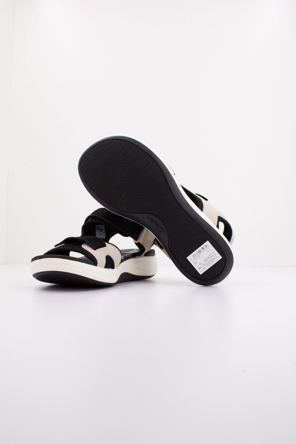 CLARKS MIRA BAY en color NEGRO (4)