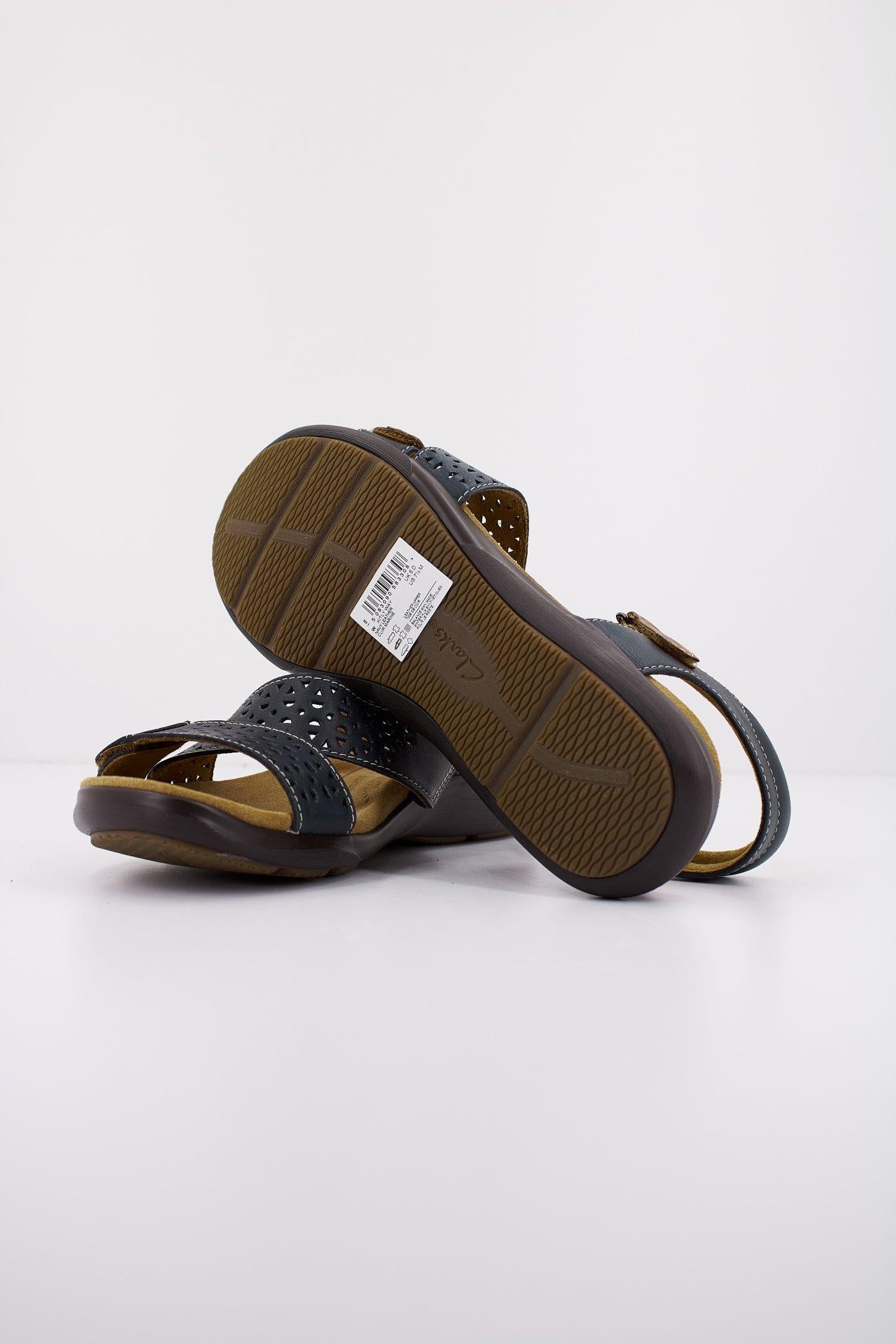 CLARKS KITLY WAY en color AZUL (4)