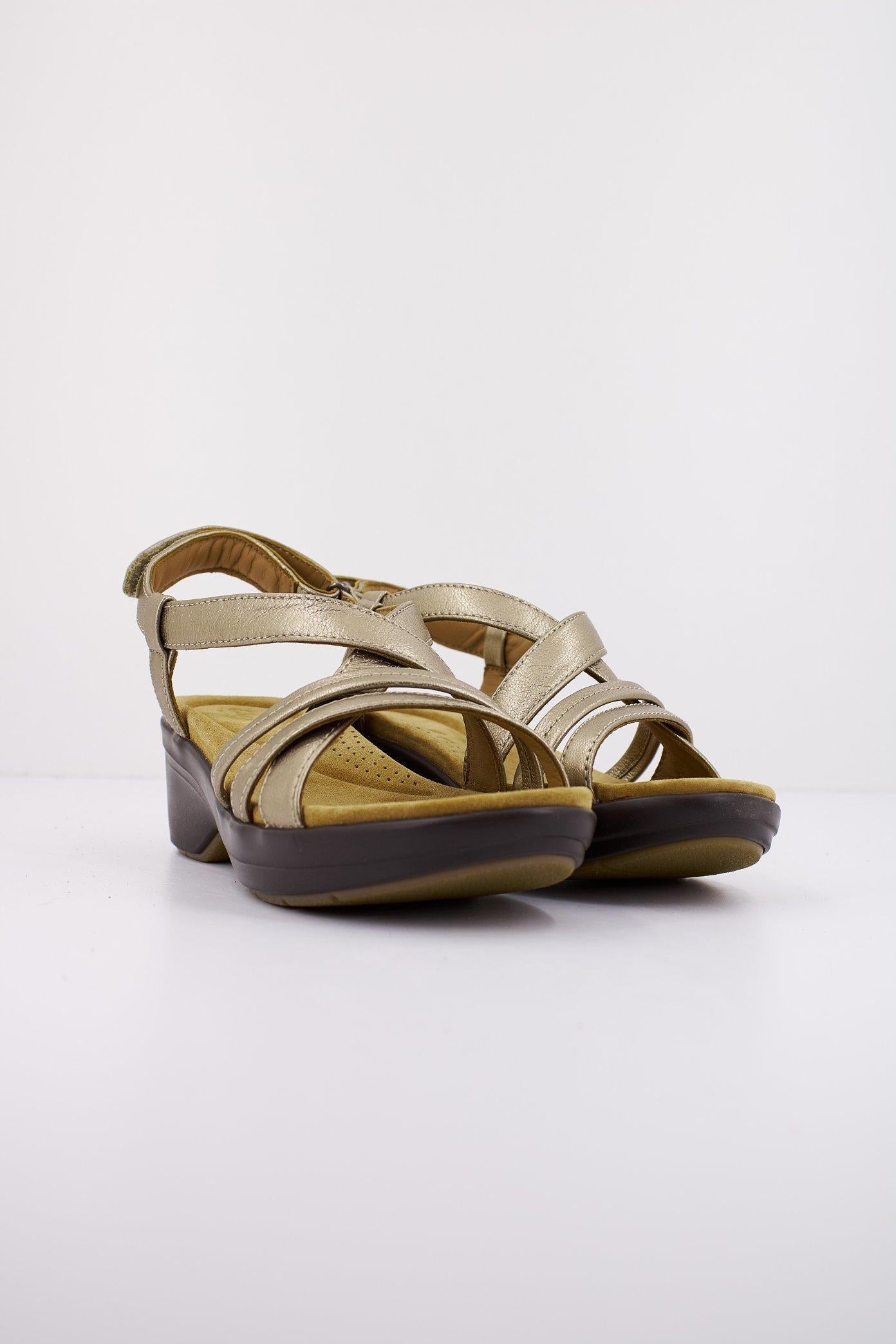 CLARKS TULEAH MAY en color ORO (2)