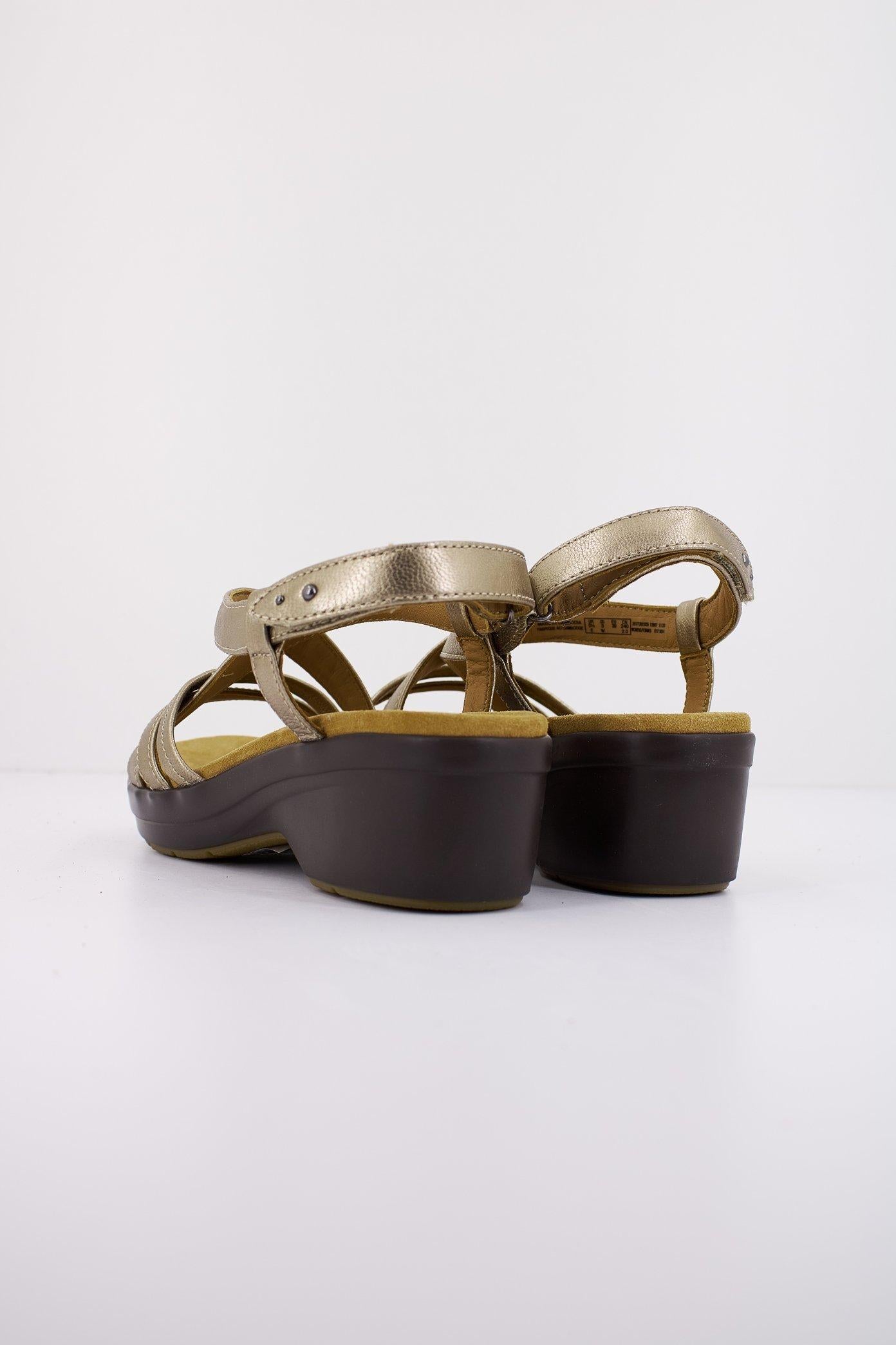CLARKS TULEAH MAY en color ORO (3)