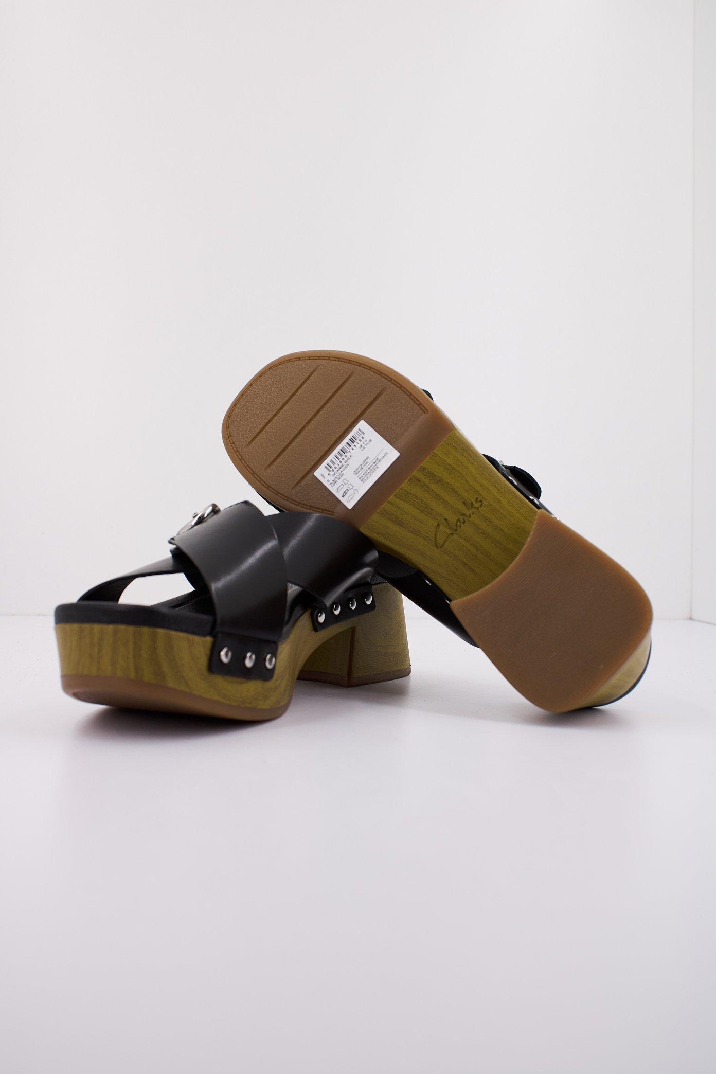CLARKS SIVANNE WALK en color NEGRO (4)