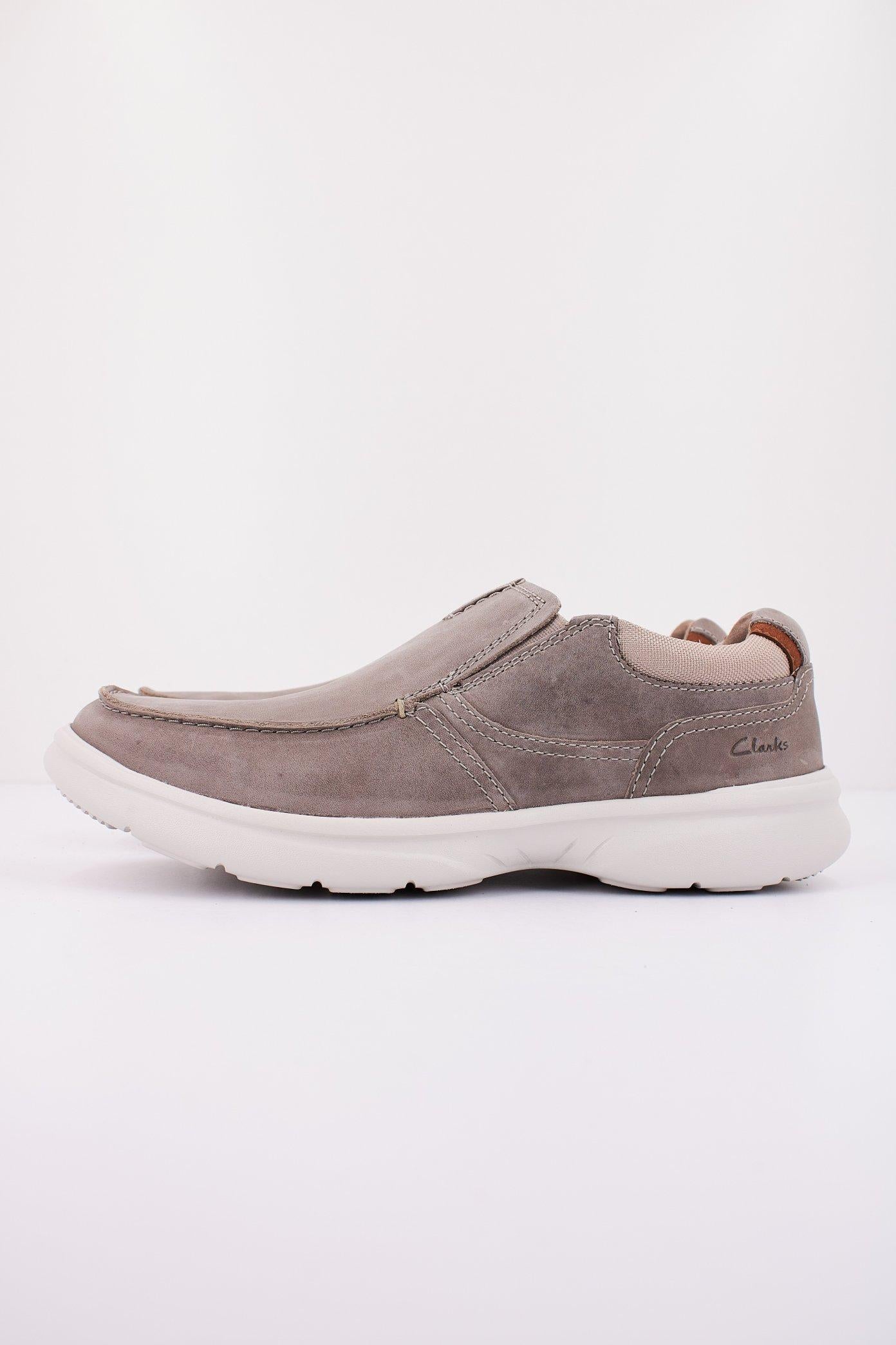 CLARKS BRADLEY FREE en color GRIS (1)