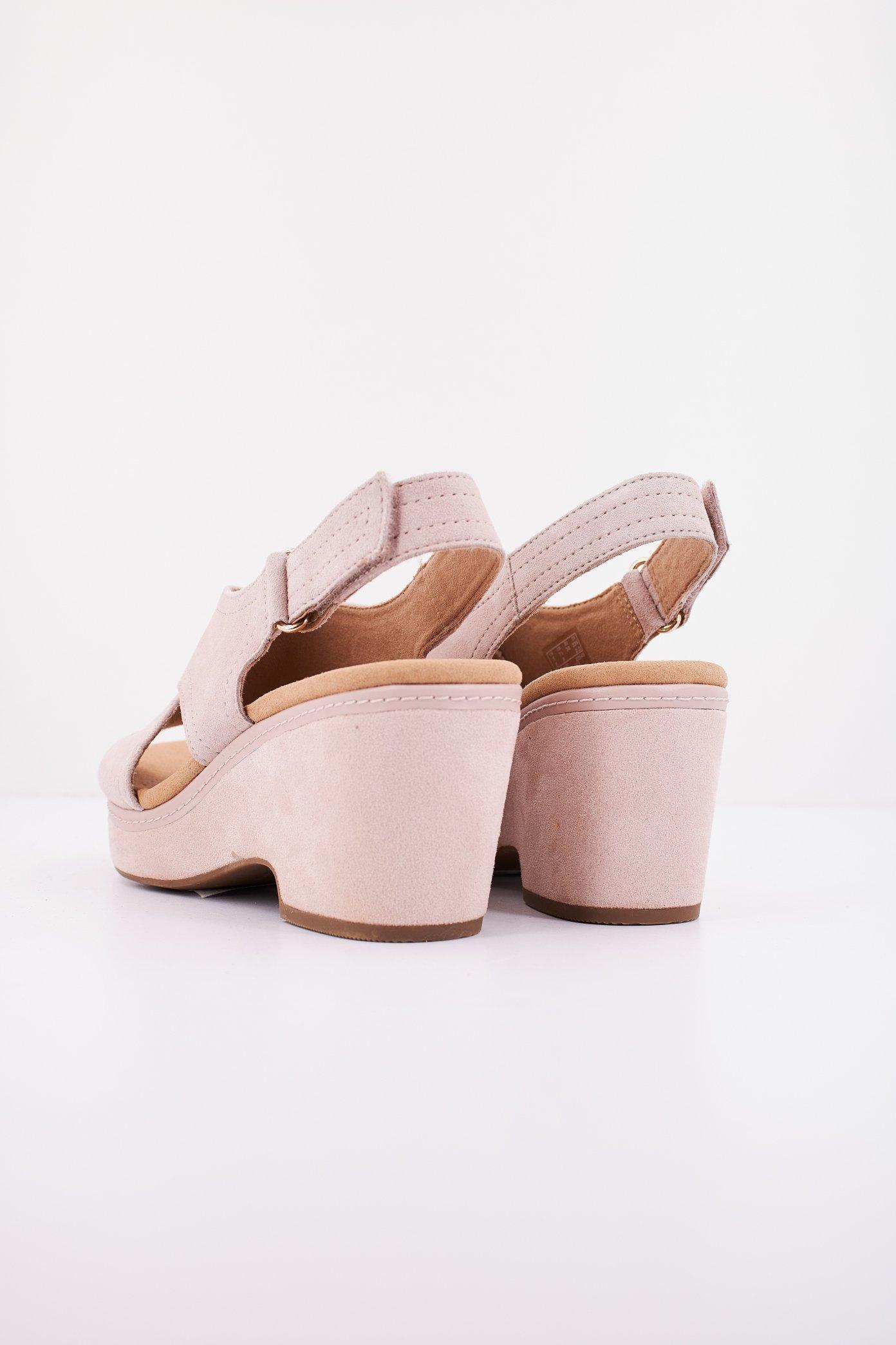 CLARKS GISELLE COVE en color ROSA (3)