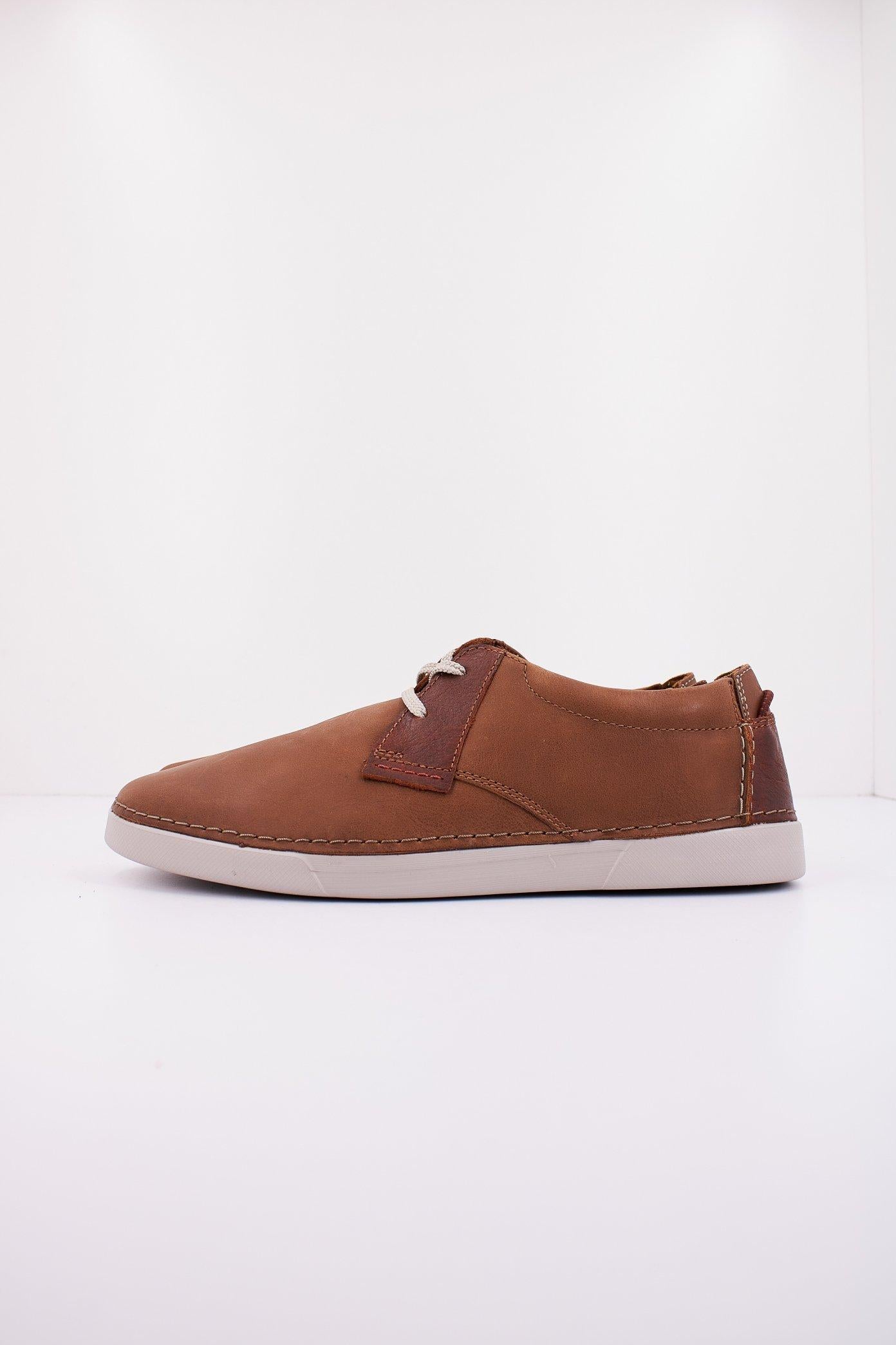 CLARKS GERELD LOW en color MARRON (1)