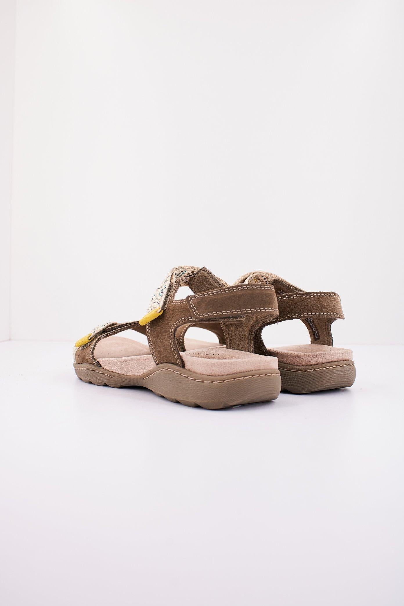 CLARKS AMANDA SPRINT en color VERDE (3)