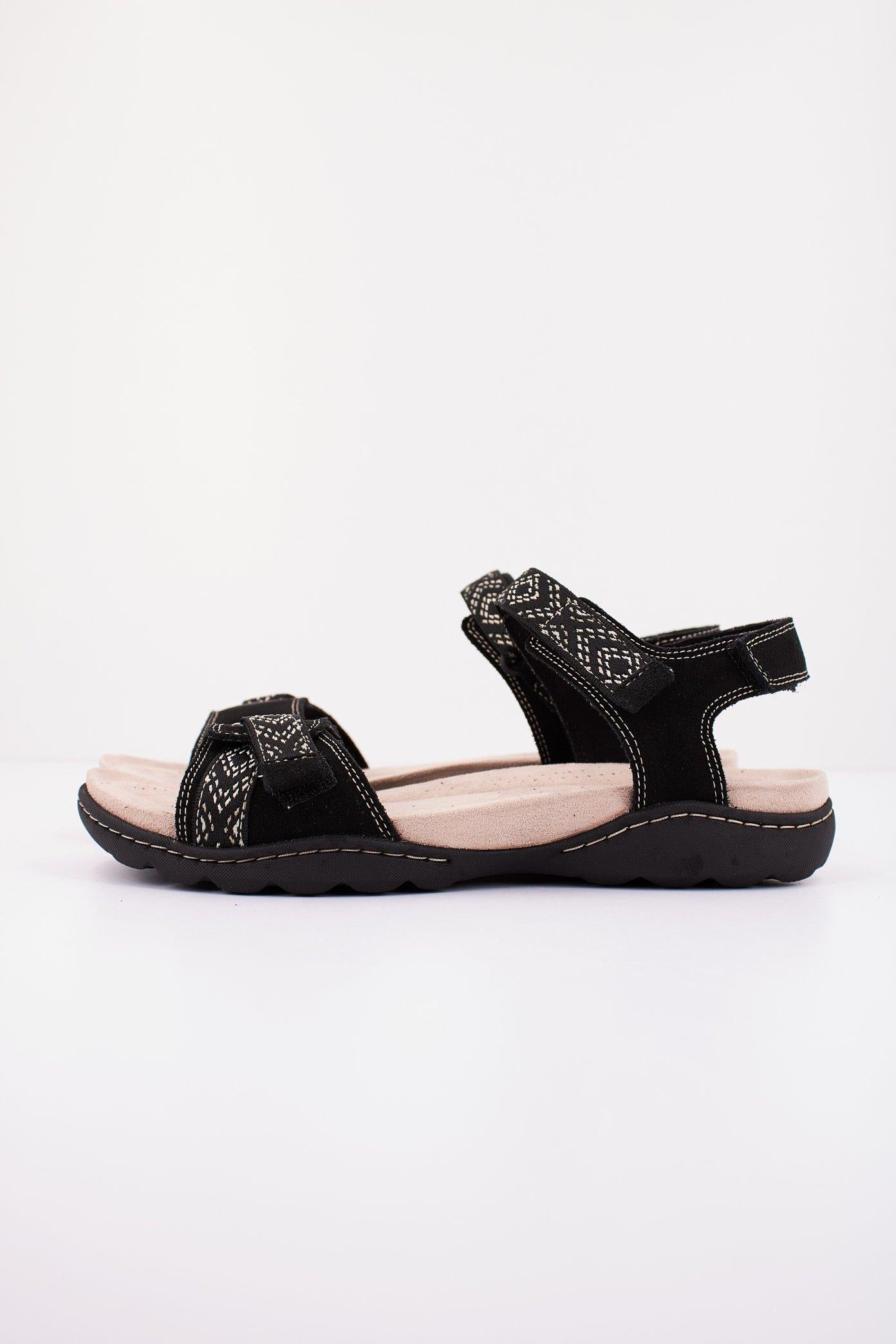 CLARKS AMANDA SPRINT en color NEGRO (1)