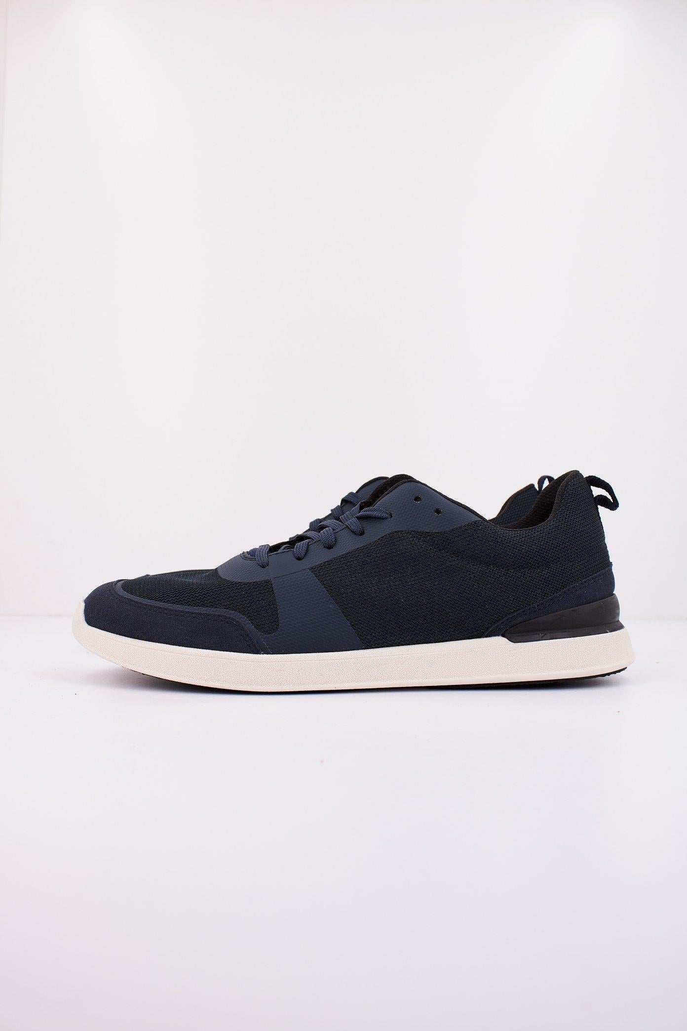 CLARKS LT LACE en color AZUL (1)