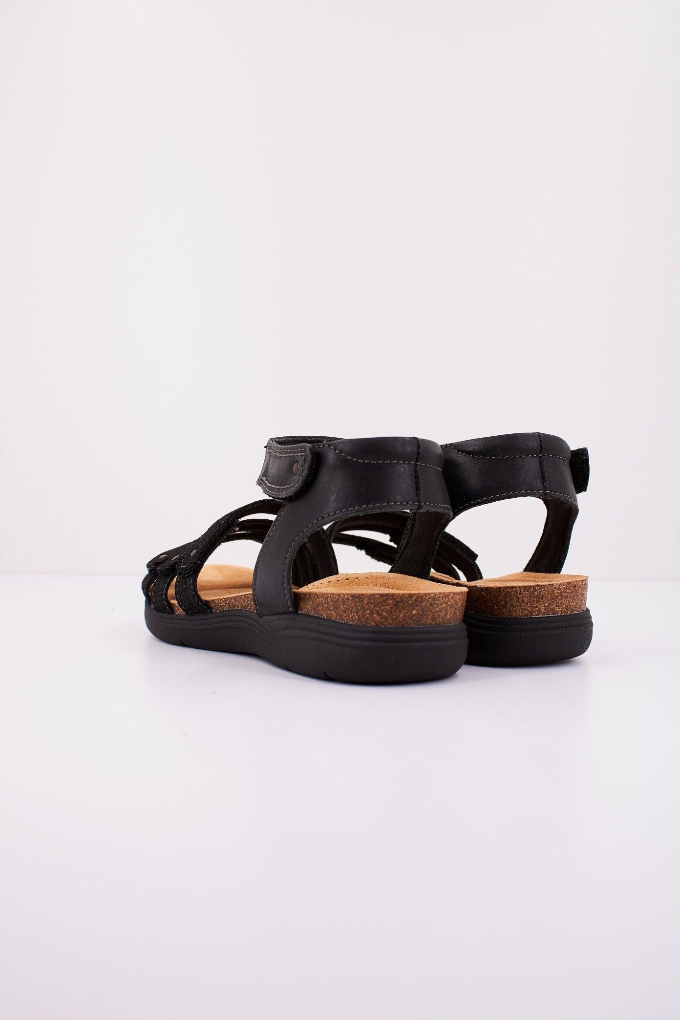 CLARKS APRIL DOVE en color NEGRO (3)