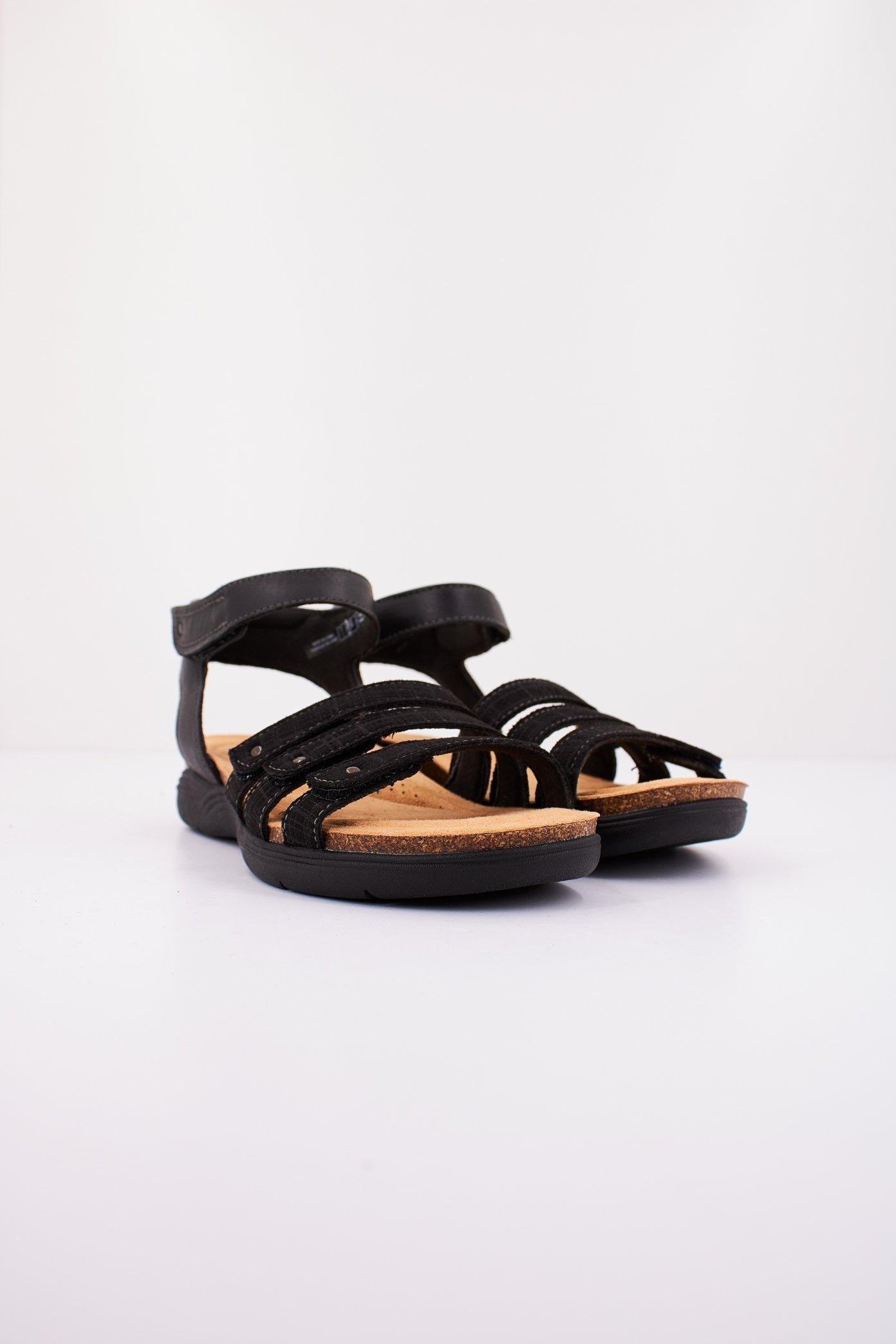CLARKS APRIL DOVE en color NEGRO (2)