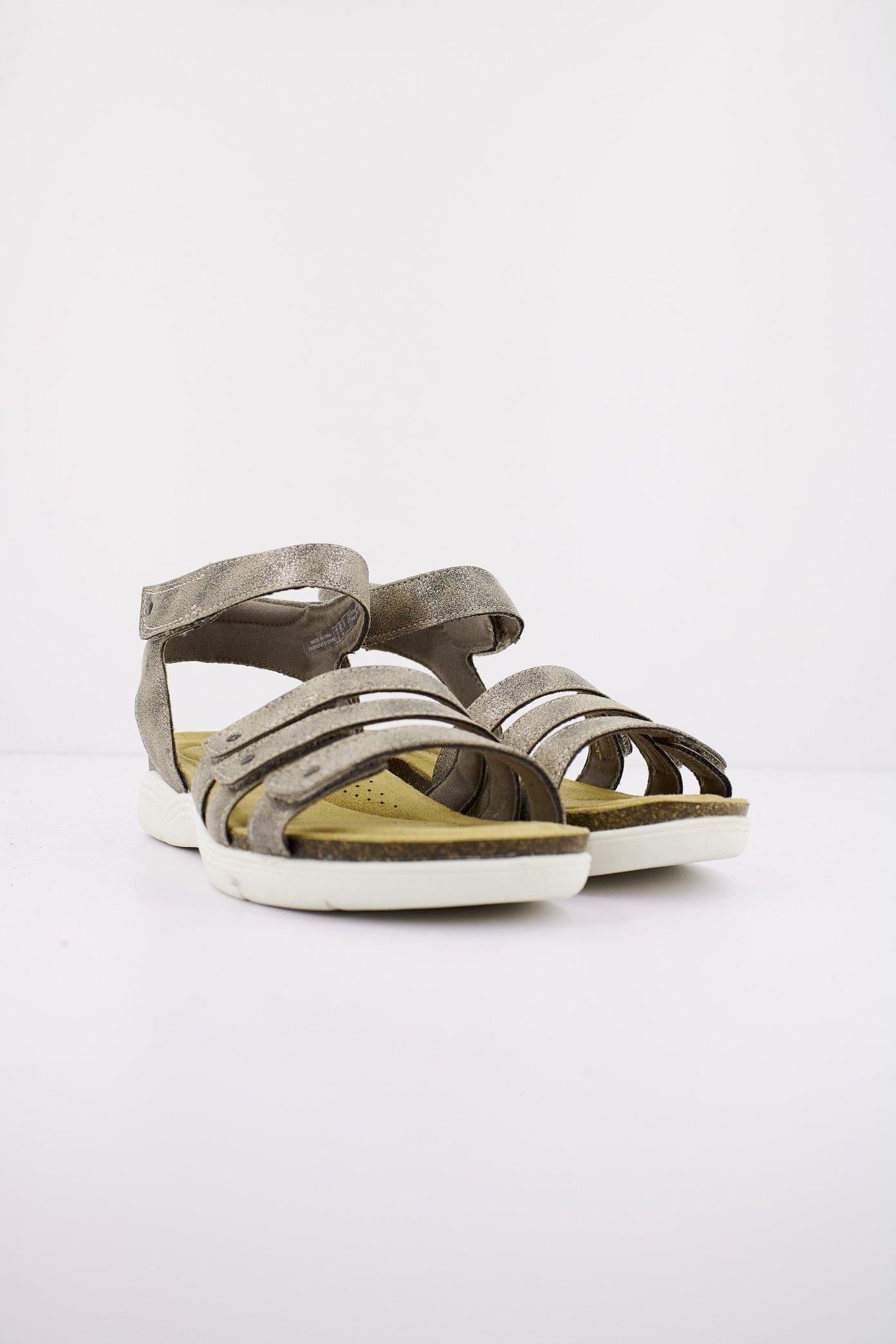 CLARKS APRIL DOVE en color PLATA (2)