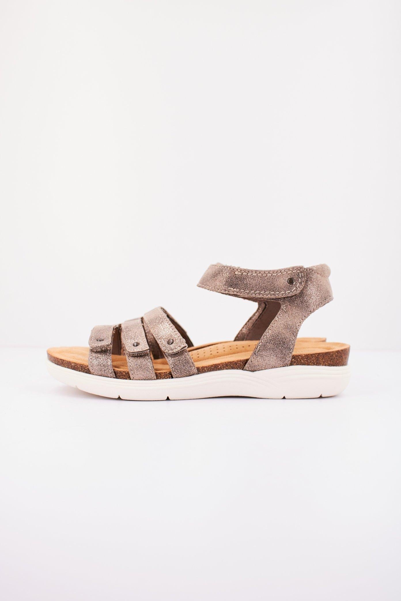 CLARKS APRIL DOVE en color PLATA (1)