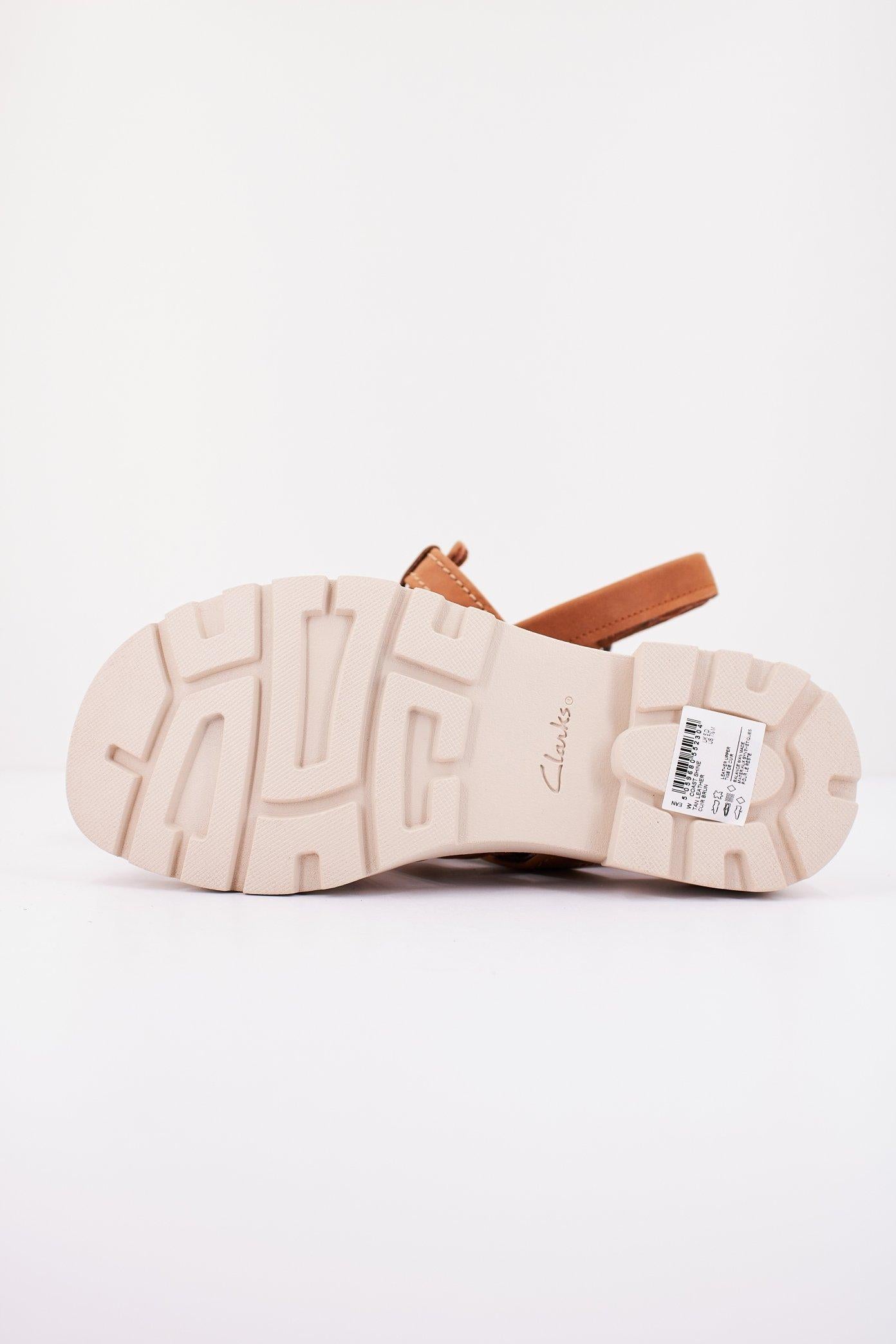 CLARKS COAST SHINE en color MARRON CLARO (4)