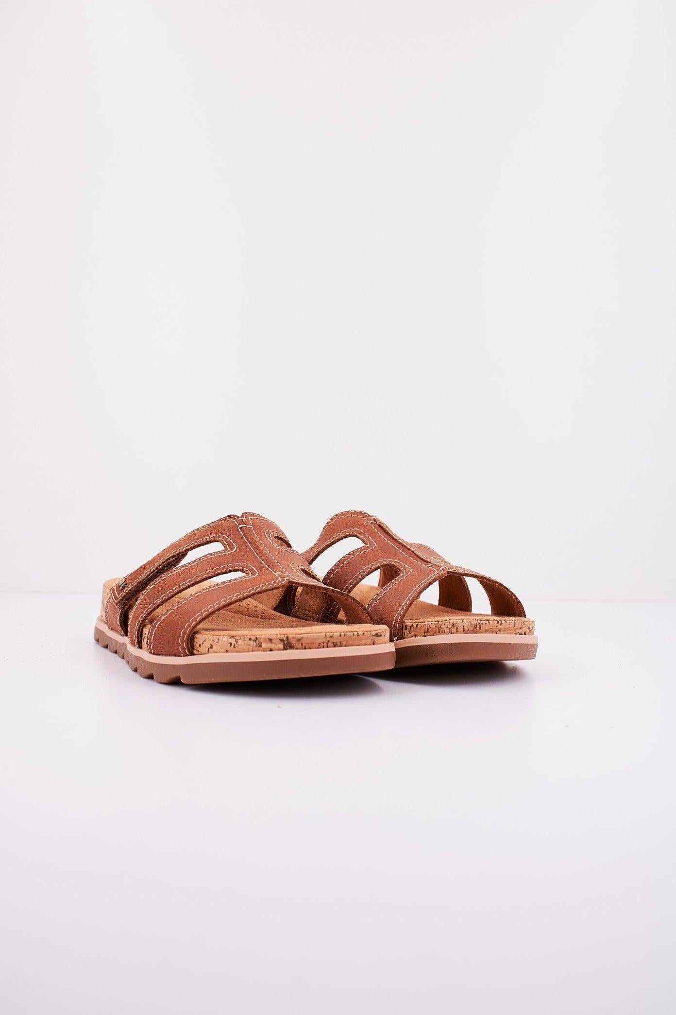 CLARKS YACHT CORAL en color MARRON (2)