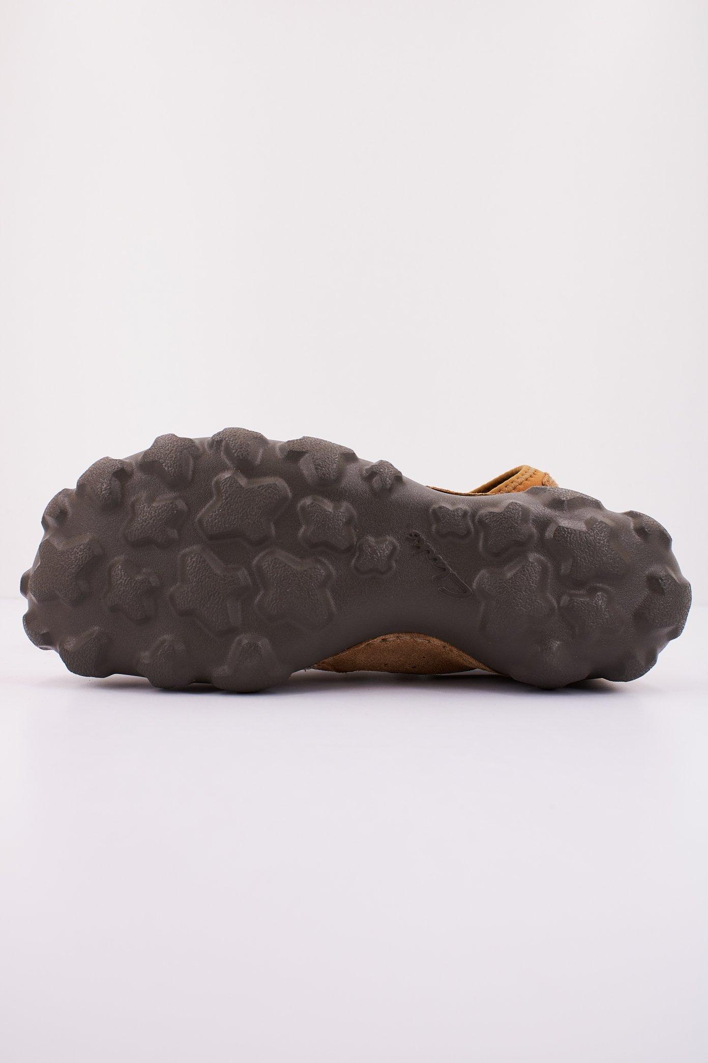CLARKS MOKOLITE EASY en color MARRON (4)