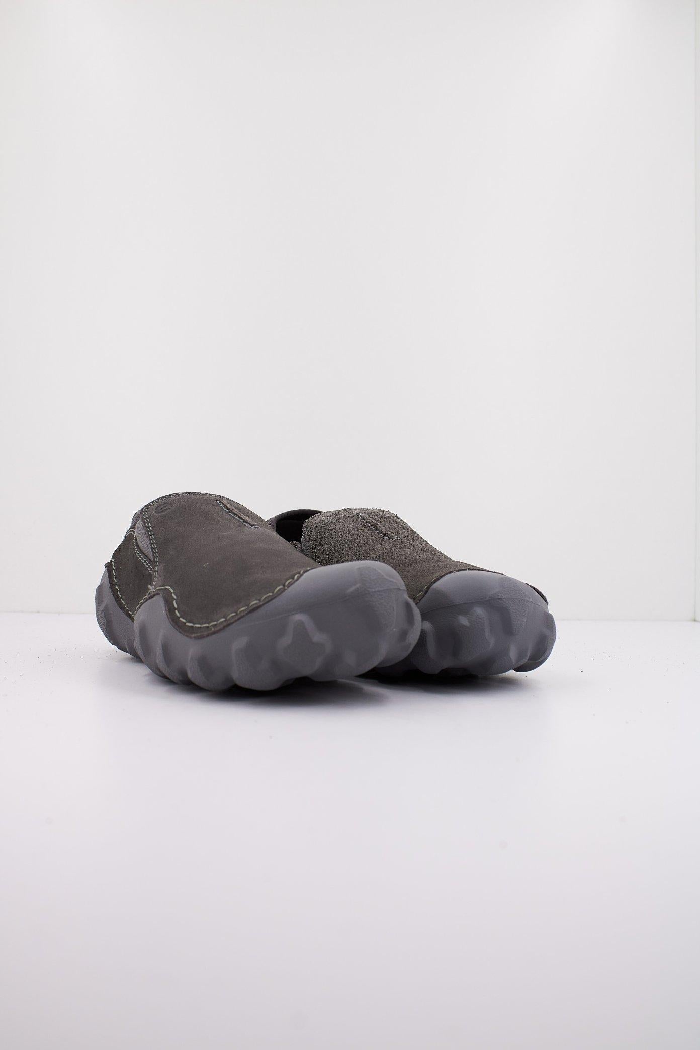 CLARKS MOKOLITE EASY en color GRIS (2)