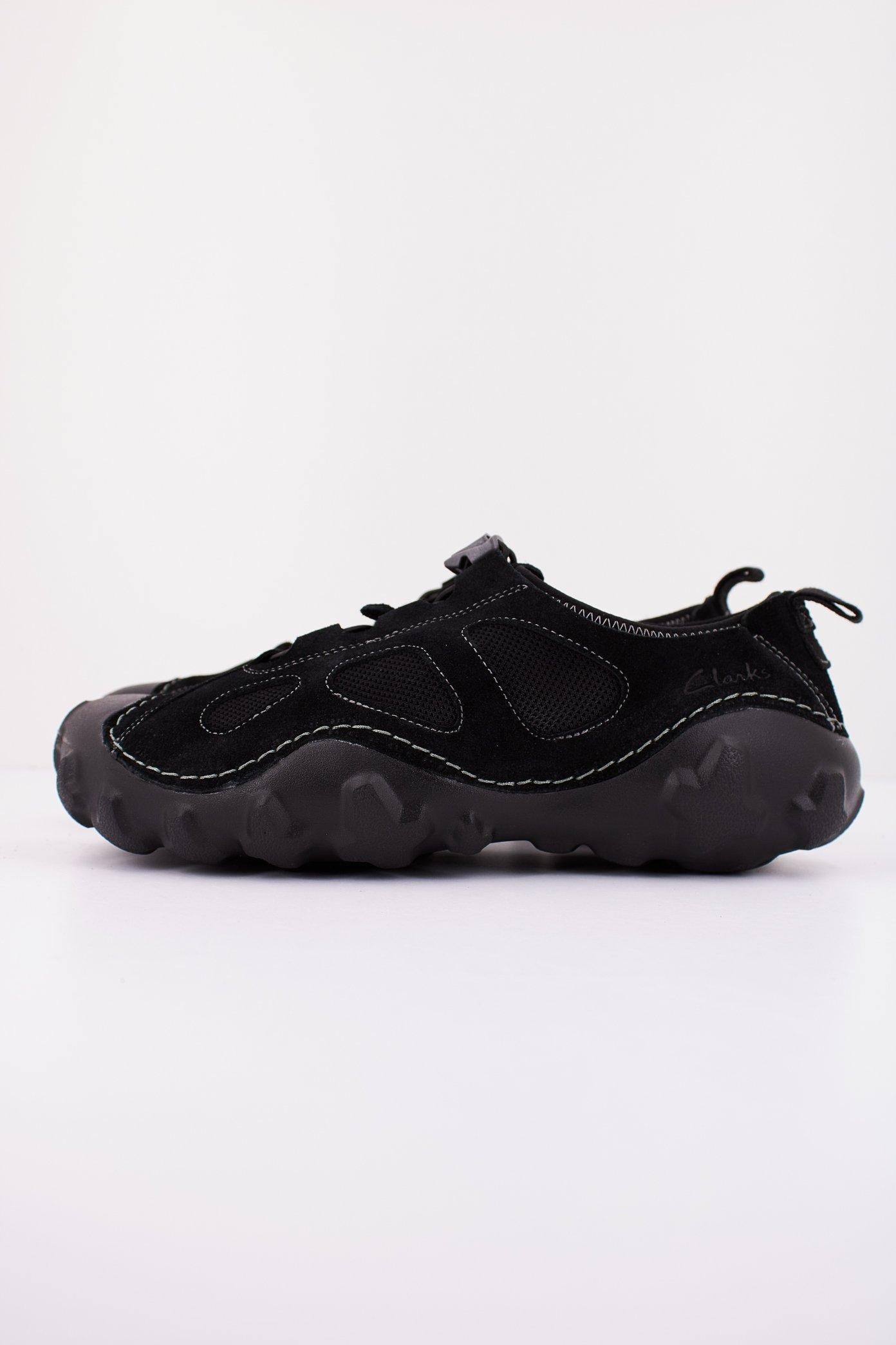 CLARKS MOKOLITE TRAIL en color NEGRO (1)