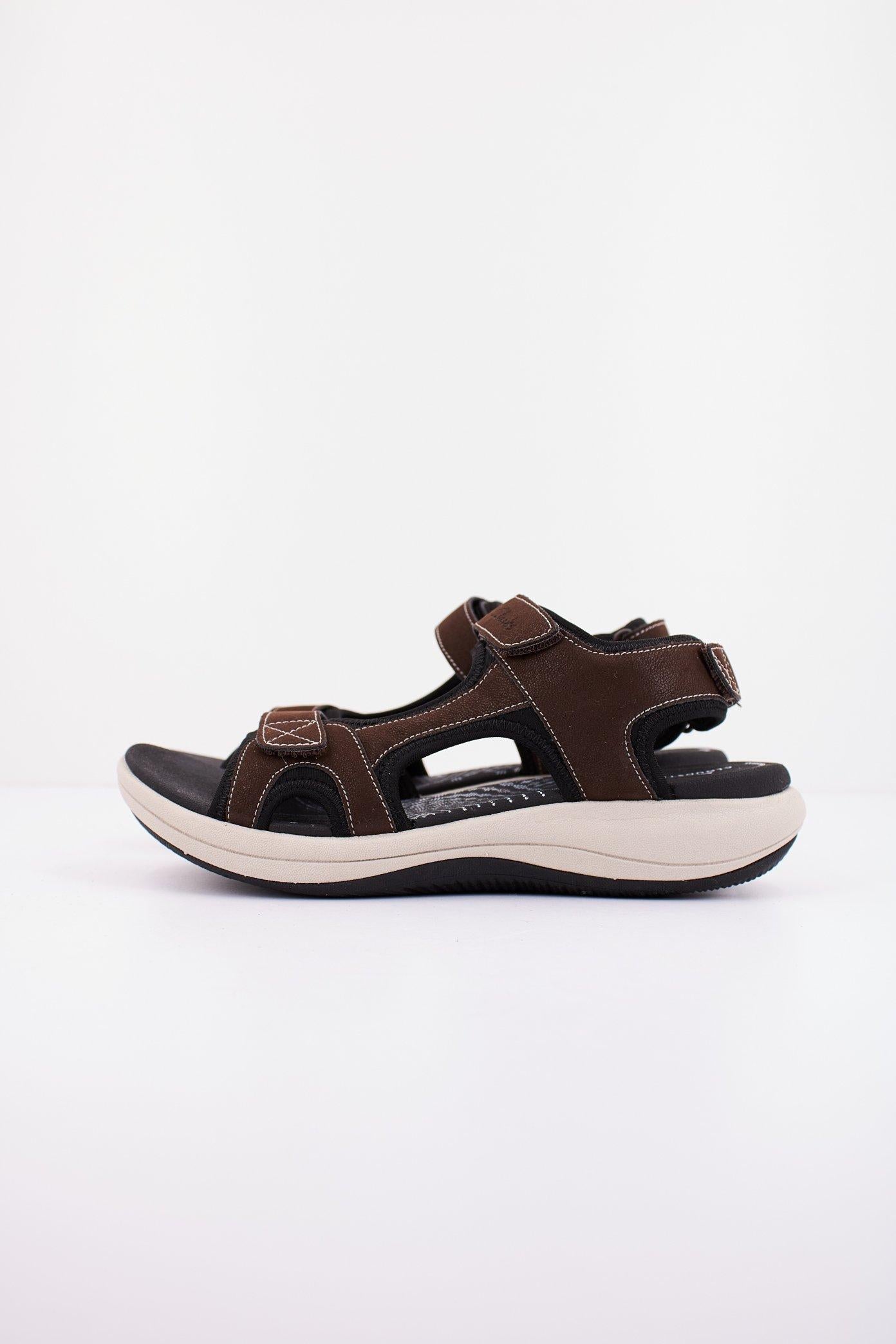 CLARKS MIRA BAY en color MARRON (1)