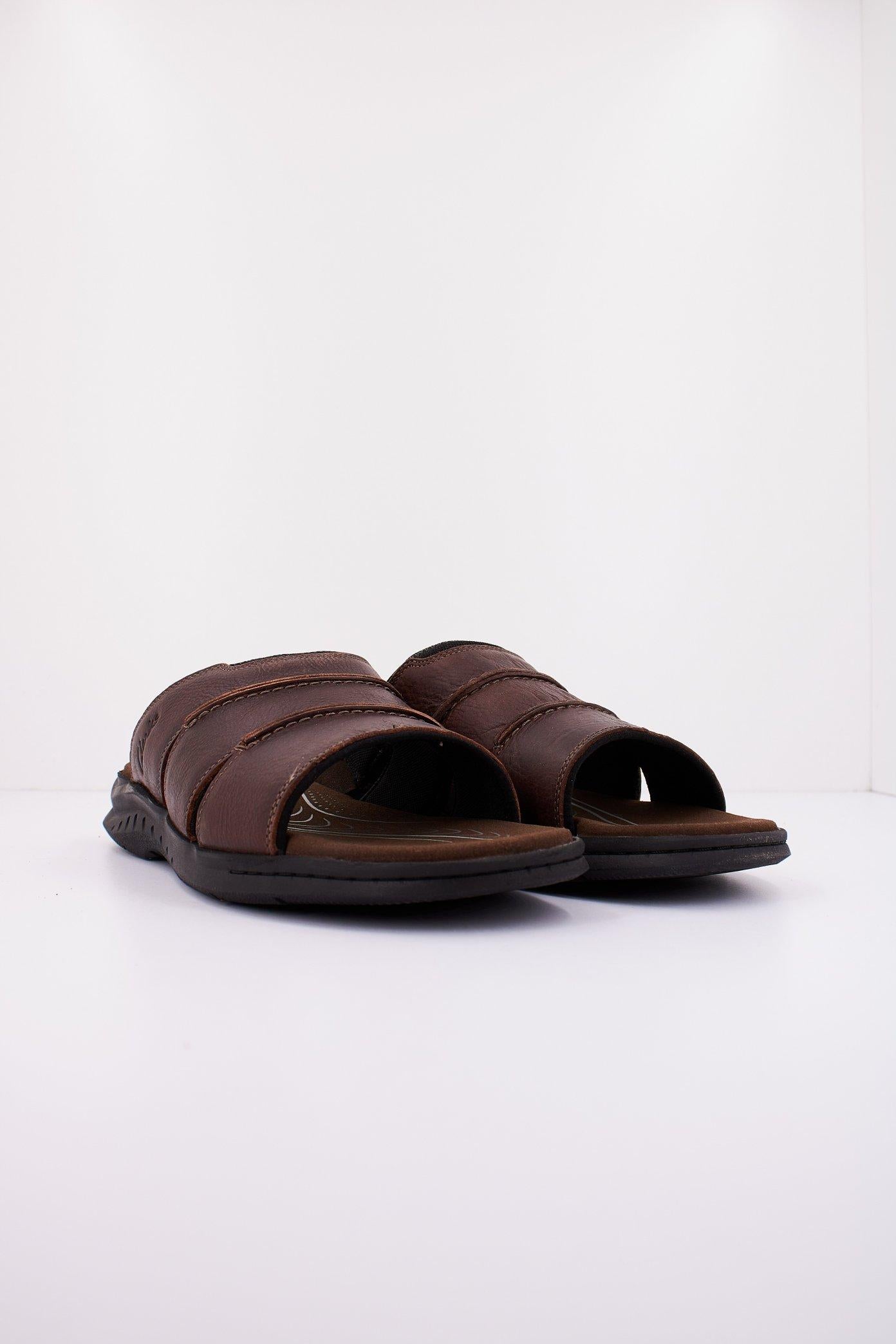 CLARKS WALKFORD EASY en color MARRON (2)