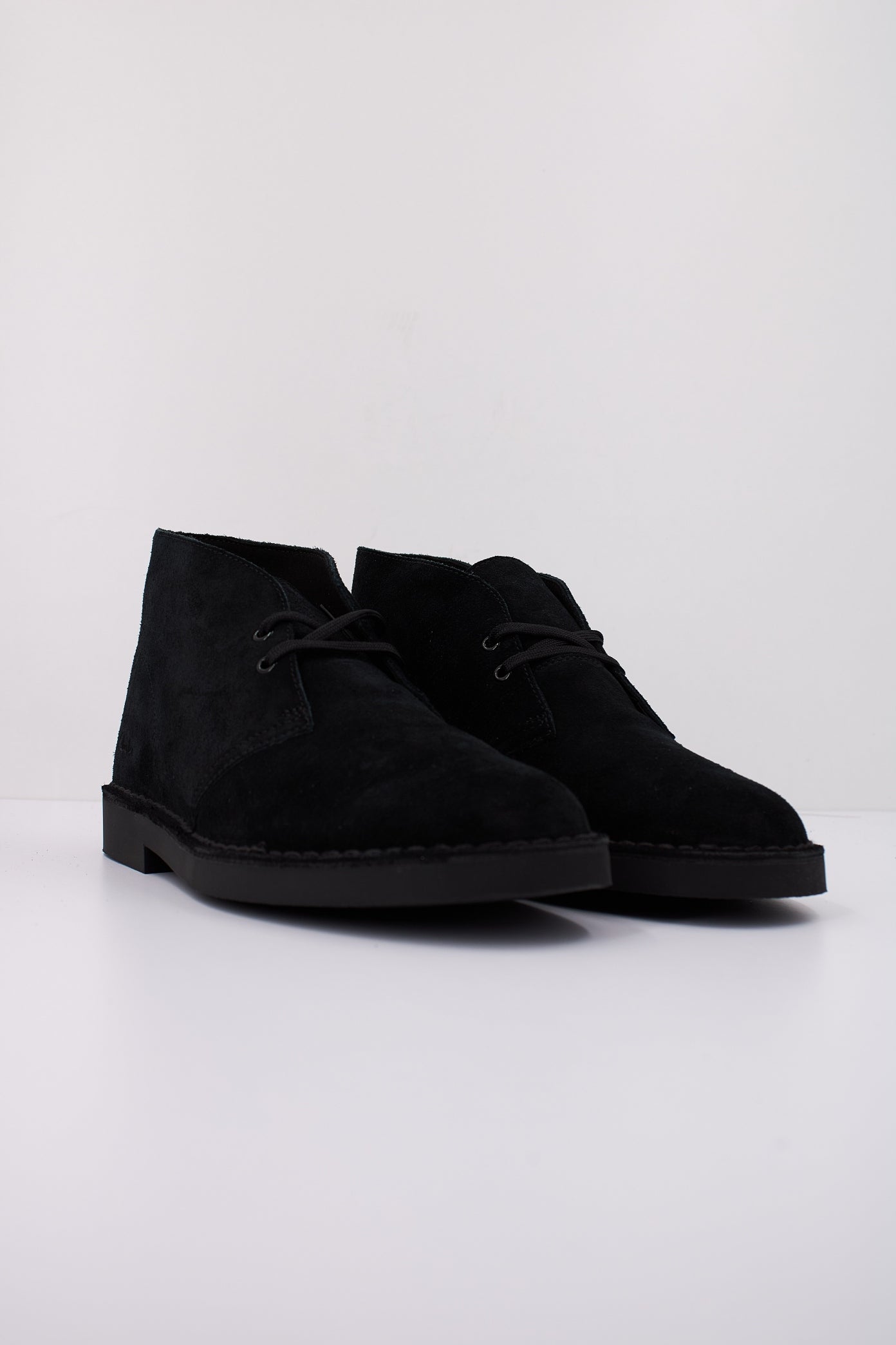 CLARKS DESERT BT EVO en color NEGRO (2)