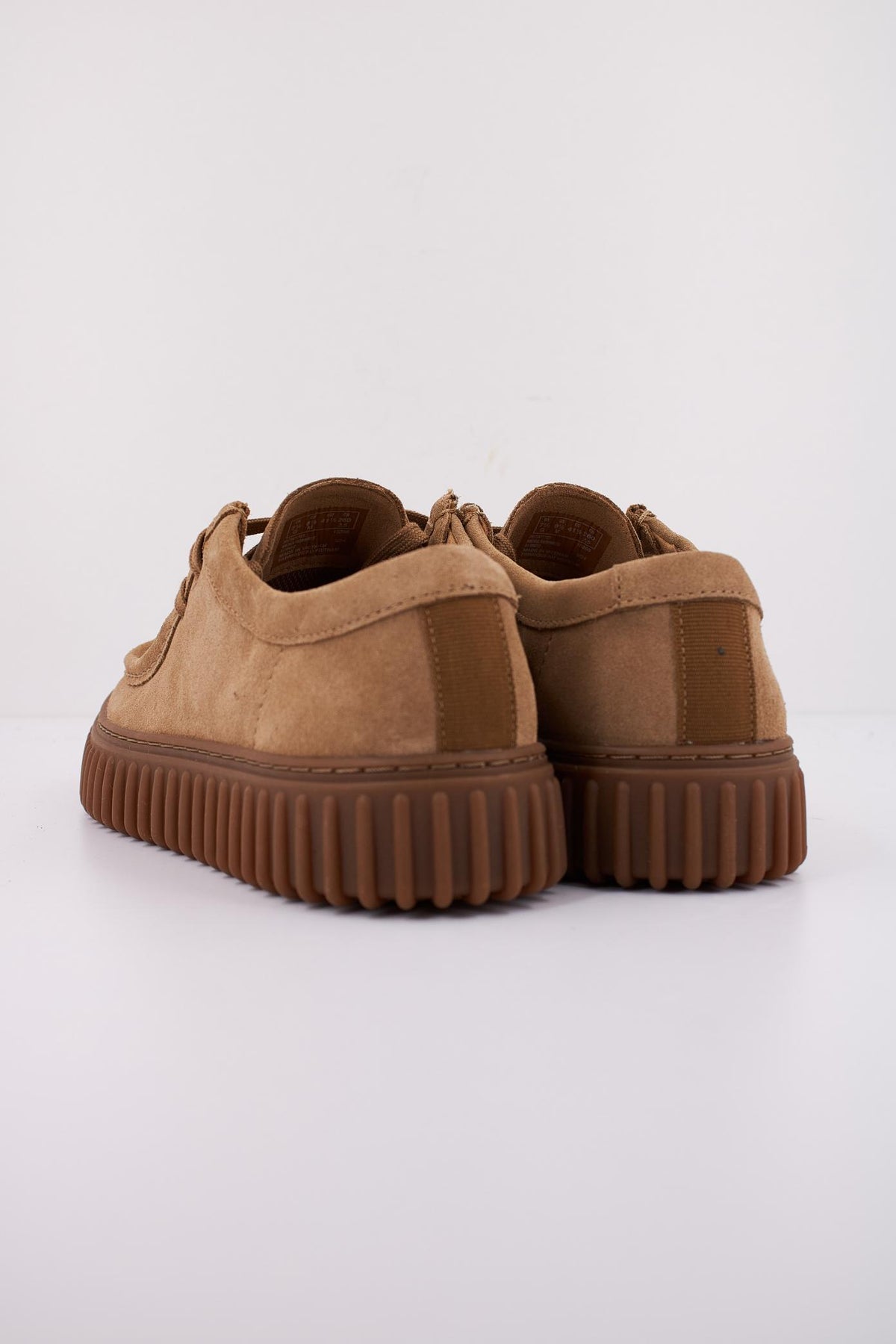 CLARKS TORHILL LO en color MARRON CLARO (4)