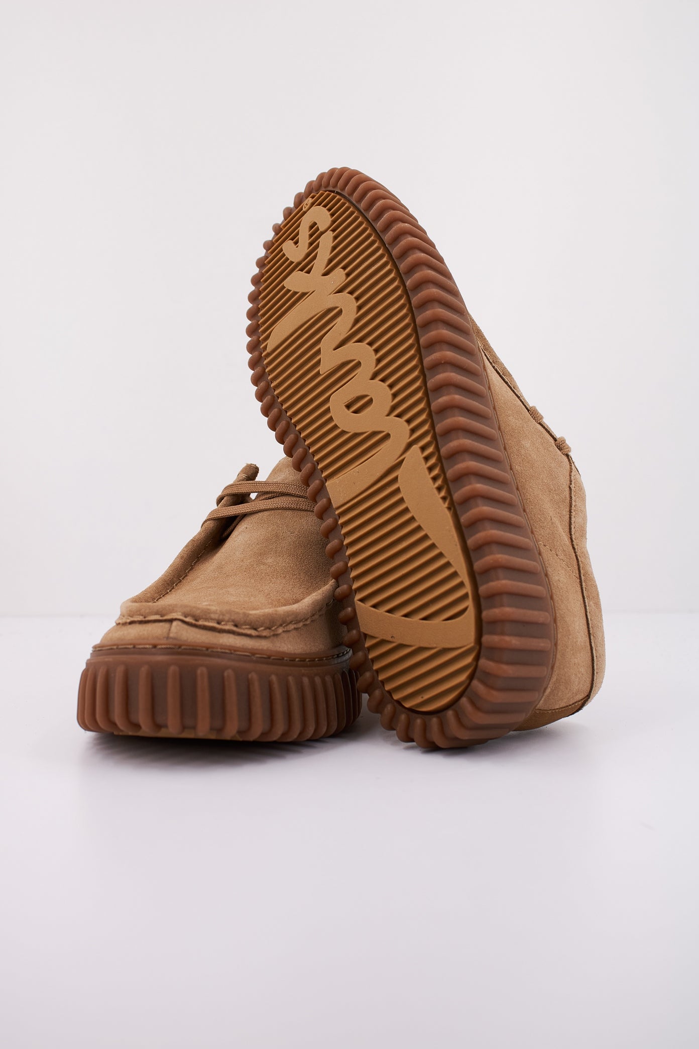 CLARKS TORHILL LO en color MARRON CLARO (5)