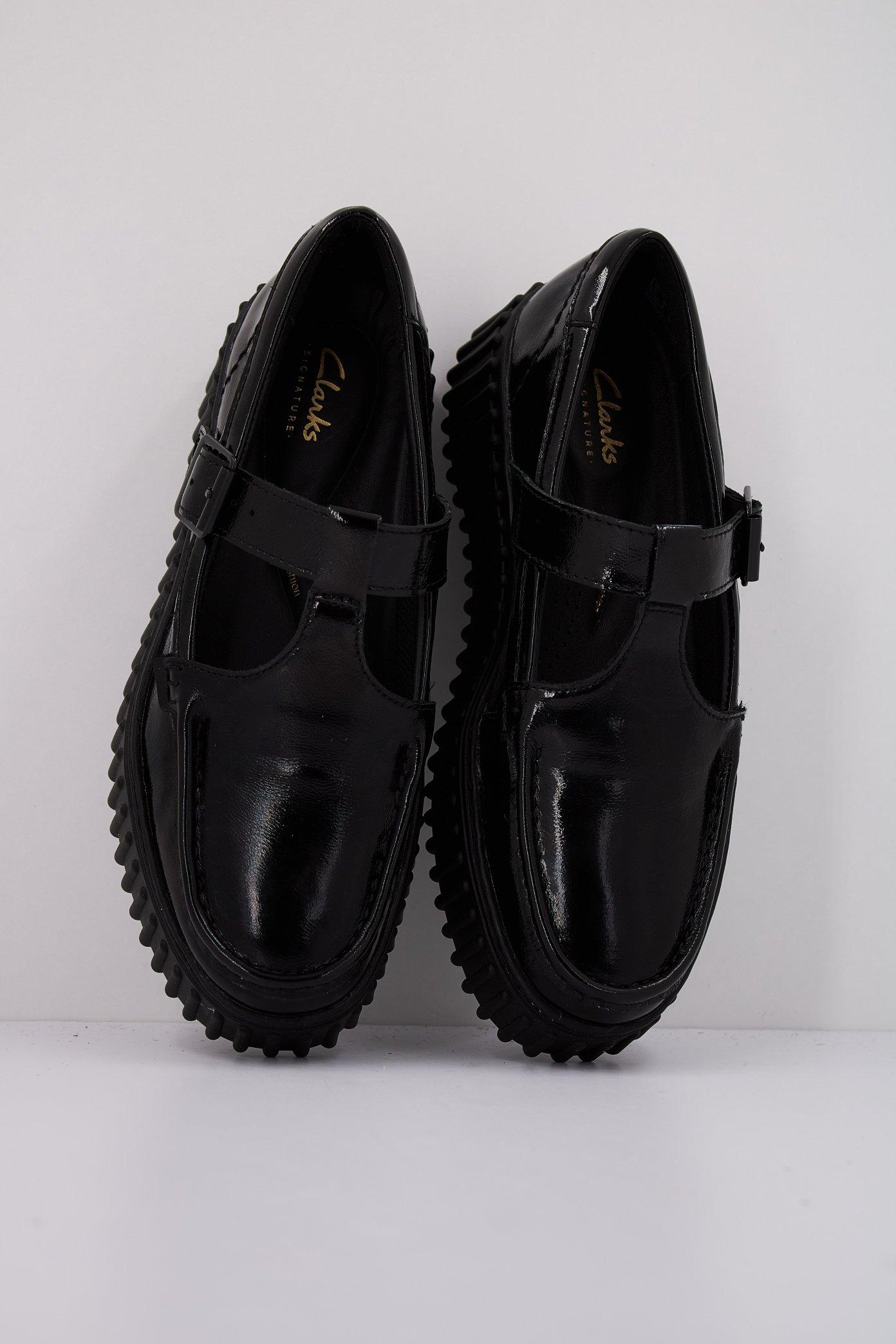 CLARKS TORHILL BAR en color NEGRO (3)