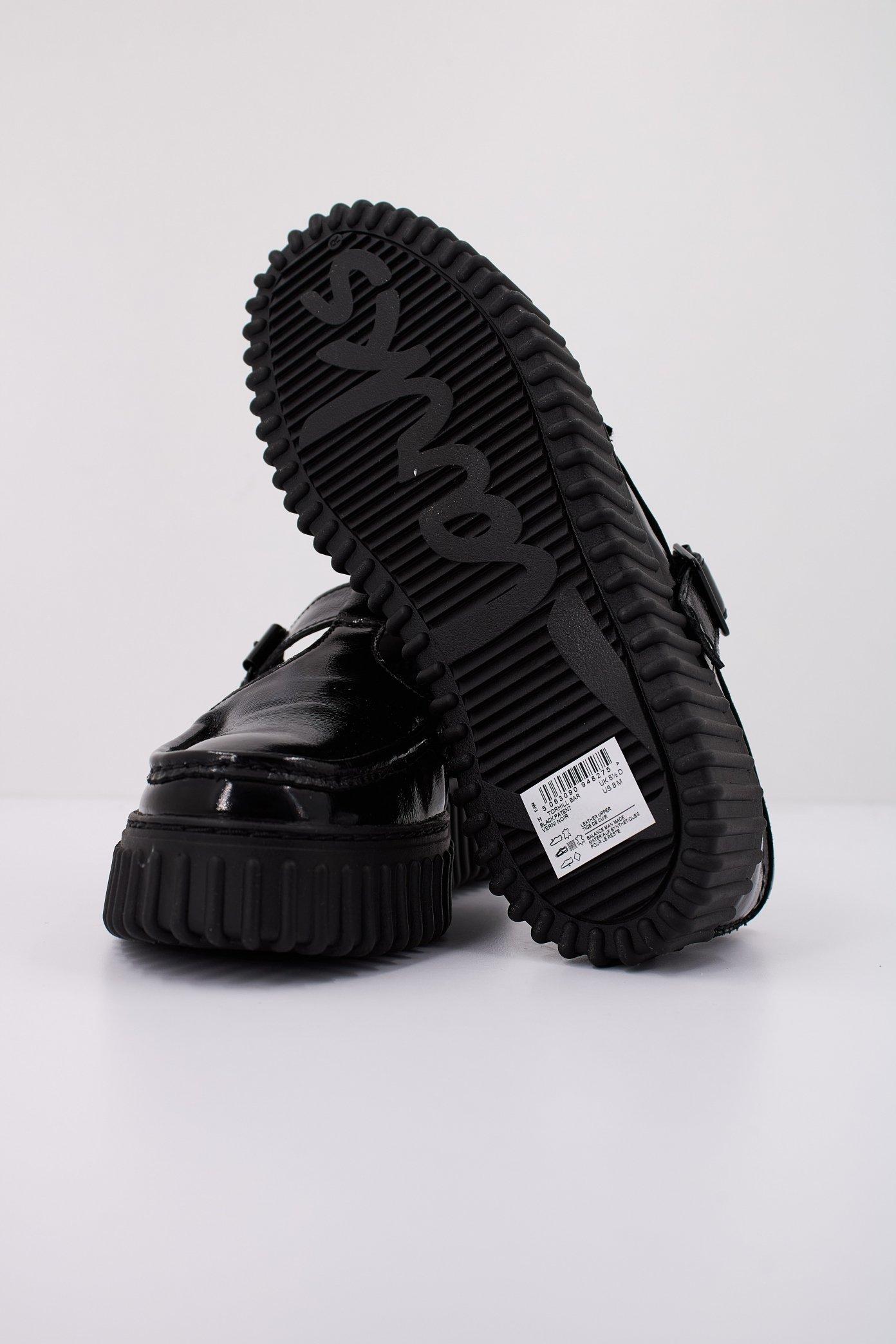 CLARKS TORHILL BAR en color NEGRO (5)