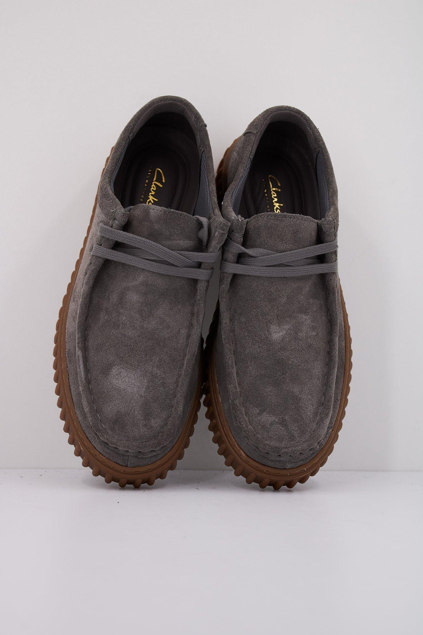 CLARKS TORHILL LO en color GRIS (3)