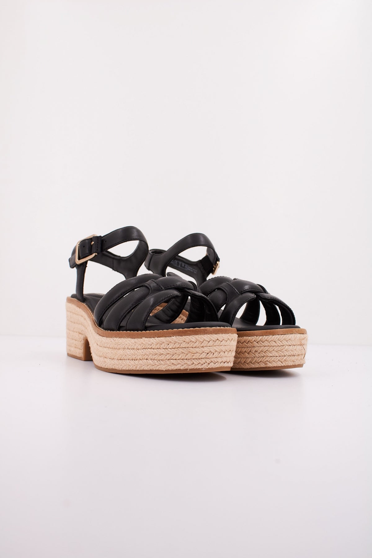 CLARKS COLEDALE STRAP en color NEGRO (2)