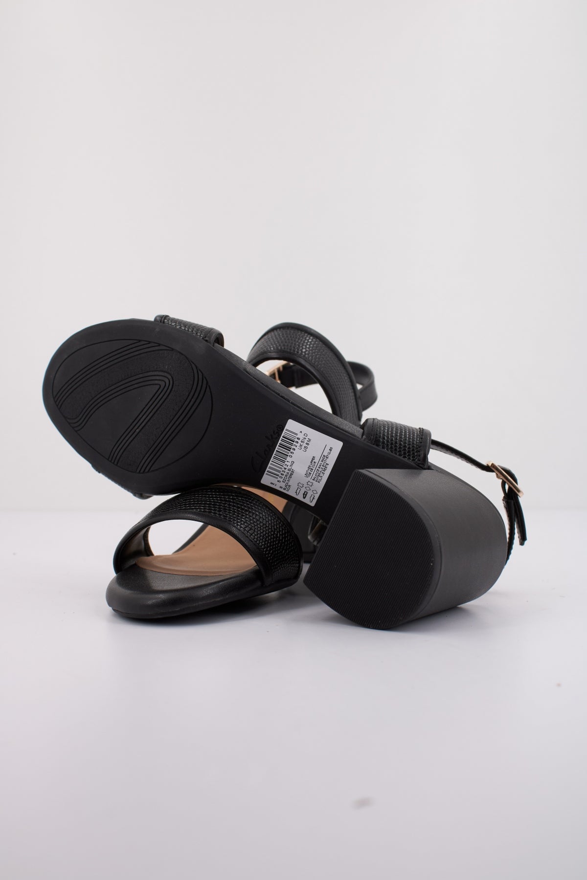 CLARKS EZORIA SLING en color NEGRO (5)