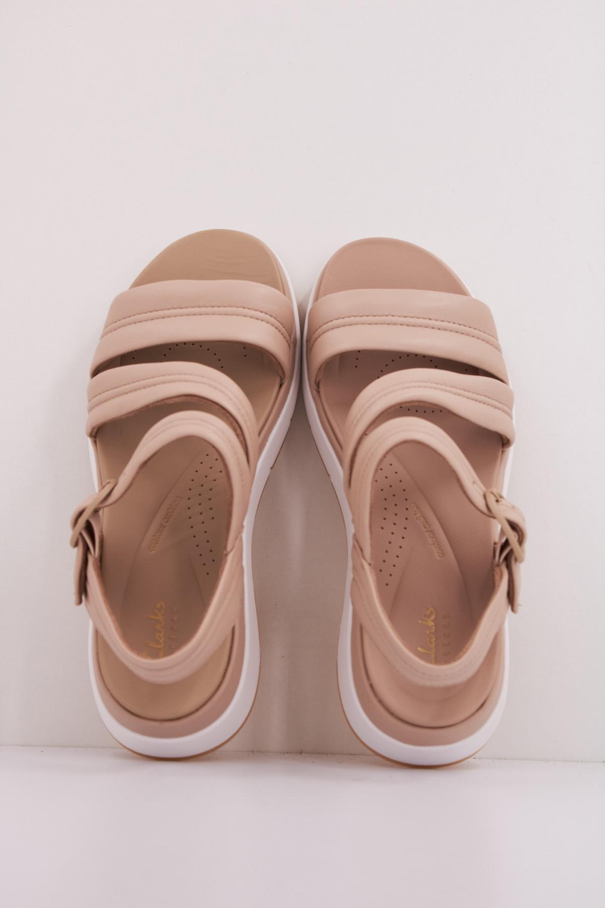CLARKS TUSCAN STRAP en color NUDE (3)