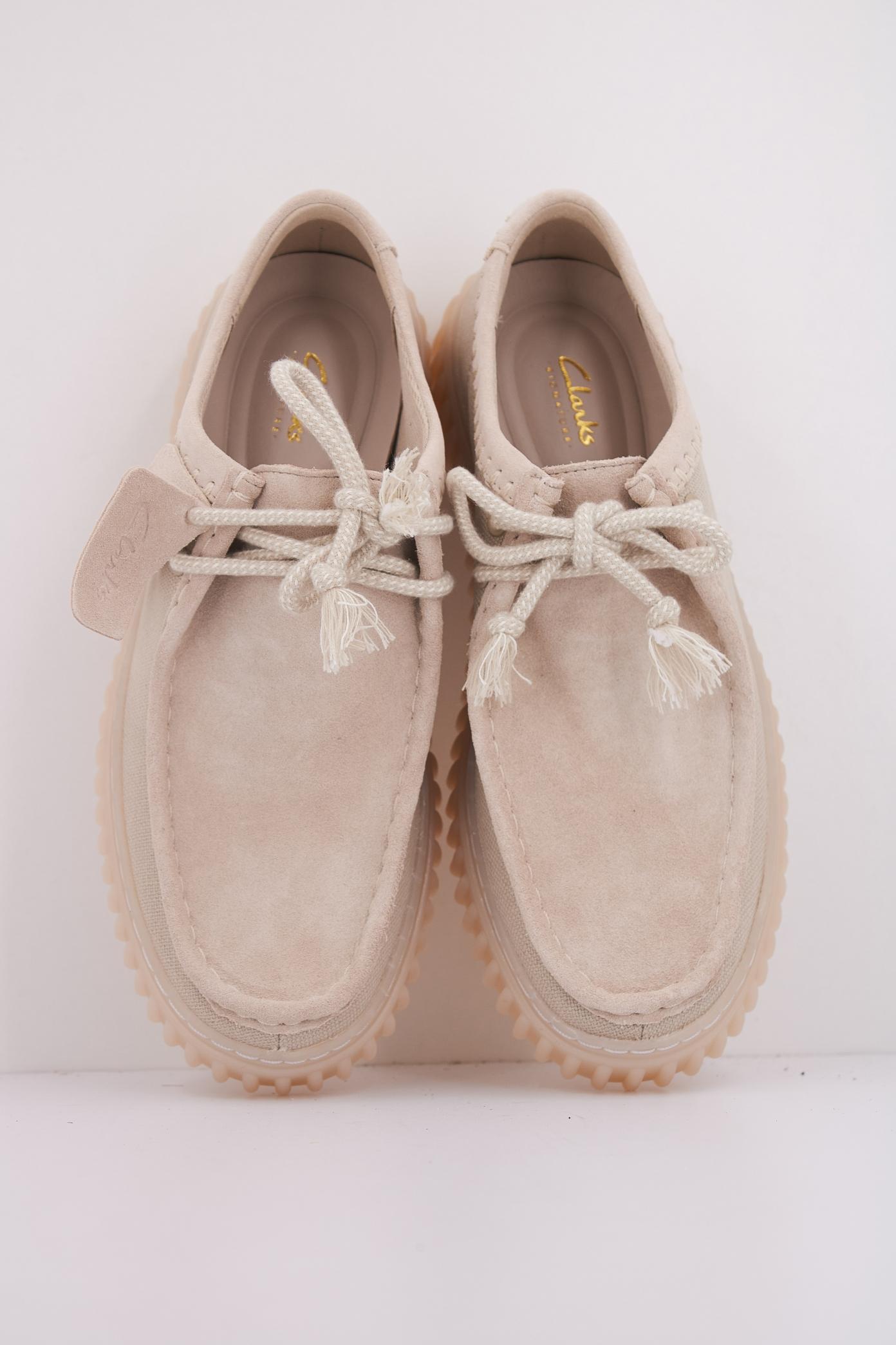 CLARKS TORHILL LO en color BEIS (3)