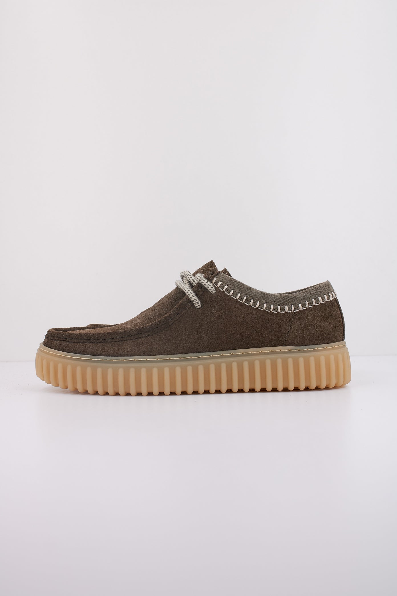 CLARKS TORHILL LO en color VERDE (1)