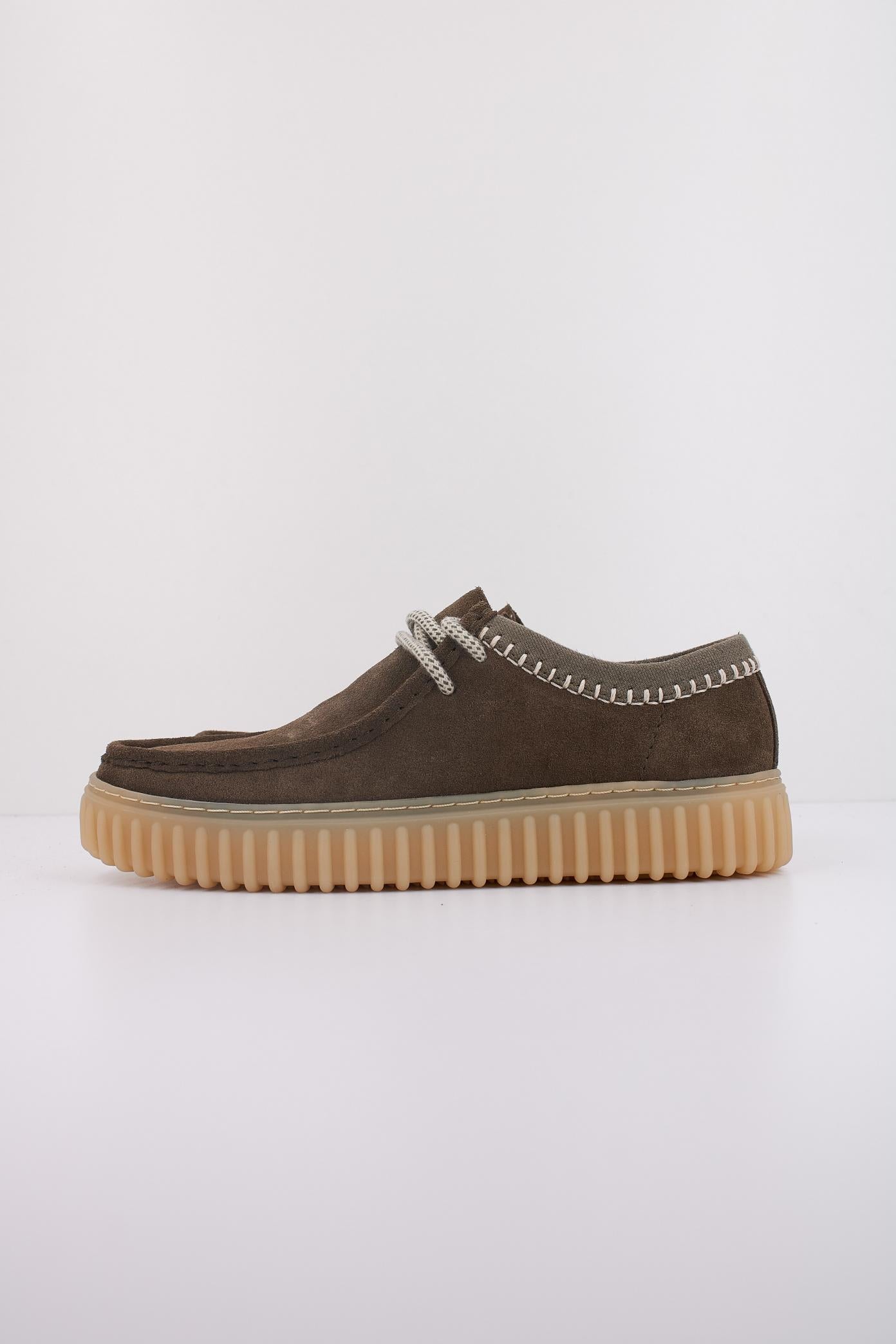 CLARKS TORHILL LO en color VERDE (1)