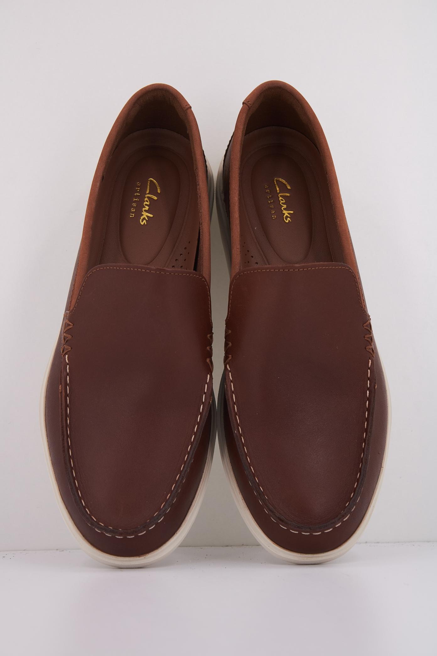 CLARKS BRATTON LOAFER en color MARRON (3)