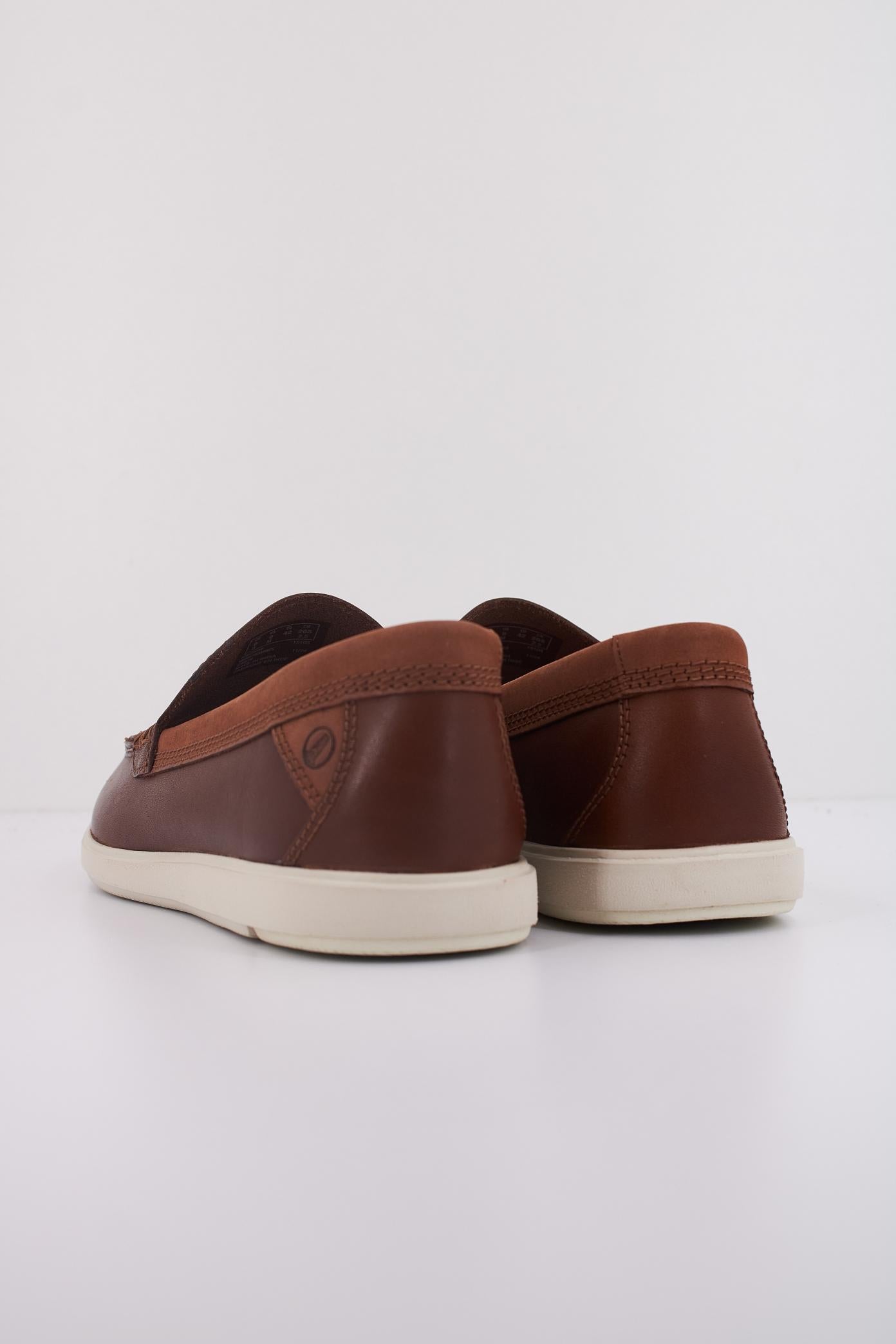 CLARKS BRATTON LOAFER en color MARRON (4)