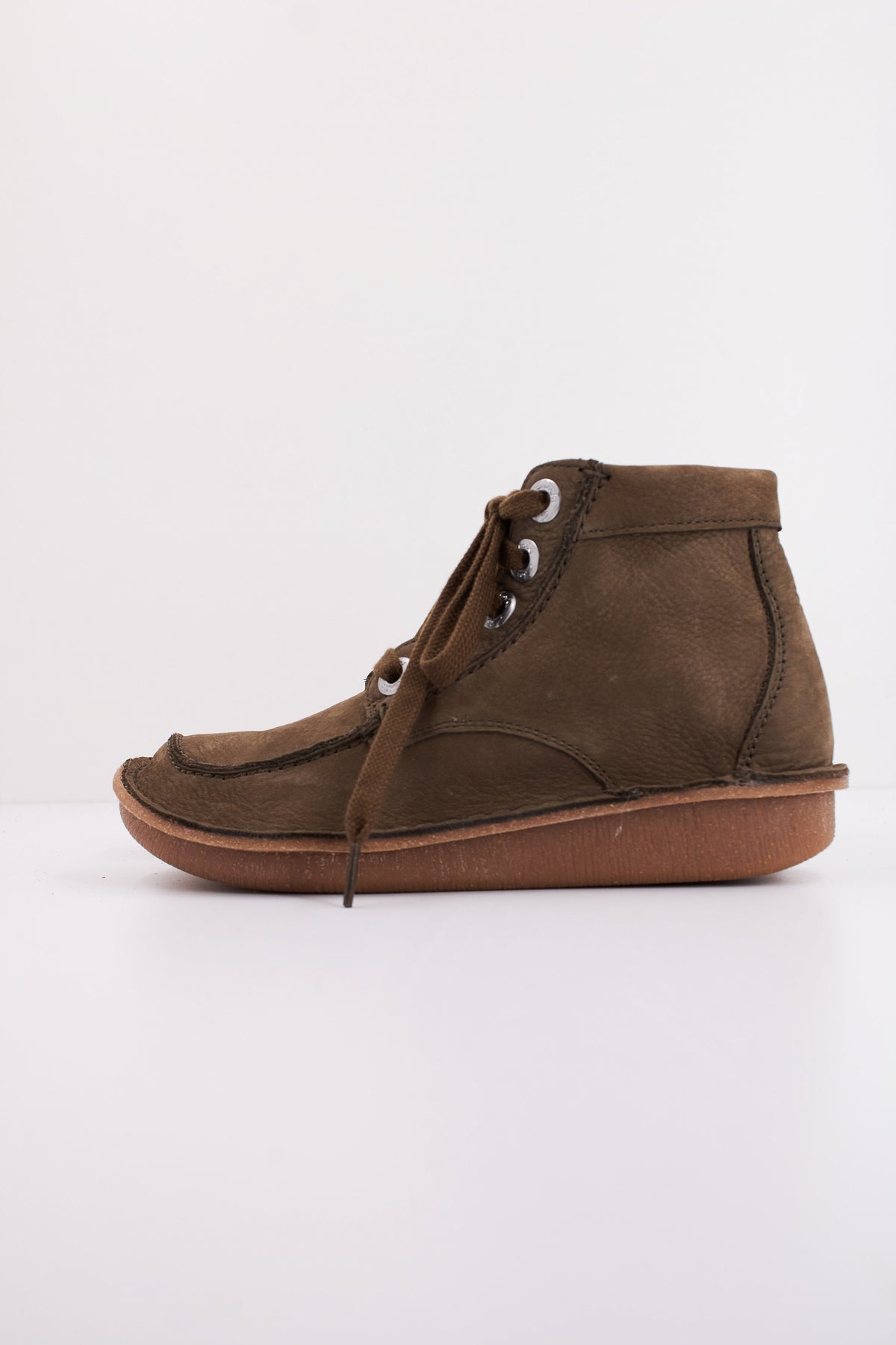 CLARKS FUNNY CEDAR en color VERDE (1)