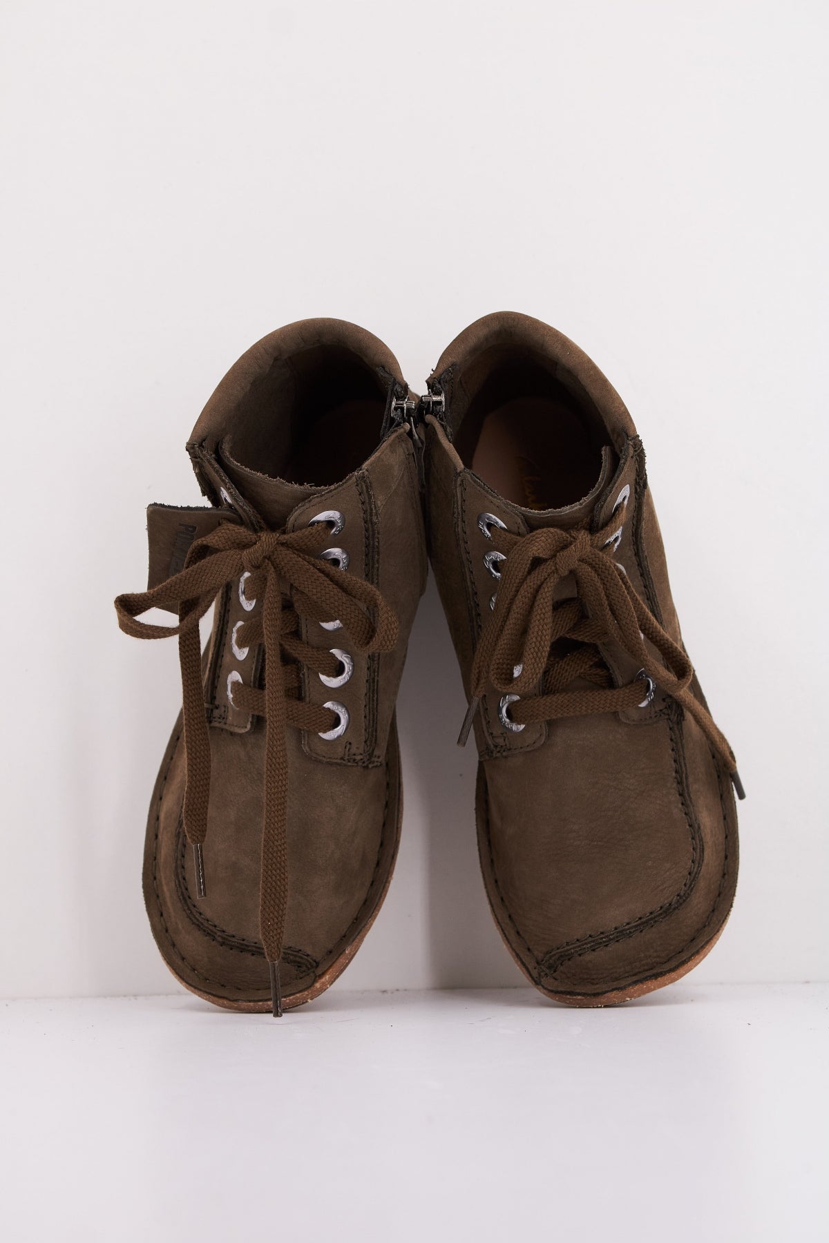 CLARKS FUNNY CEDAR en color VERDE (3)